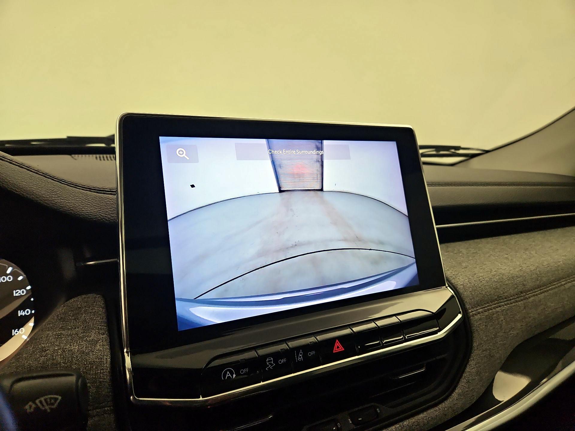 Thumbnail: 2022 Jeep Compass - 14