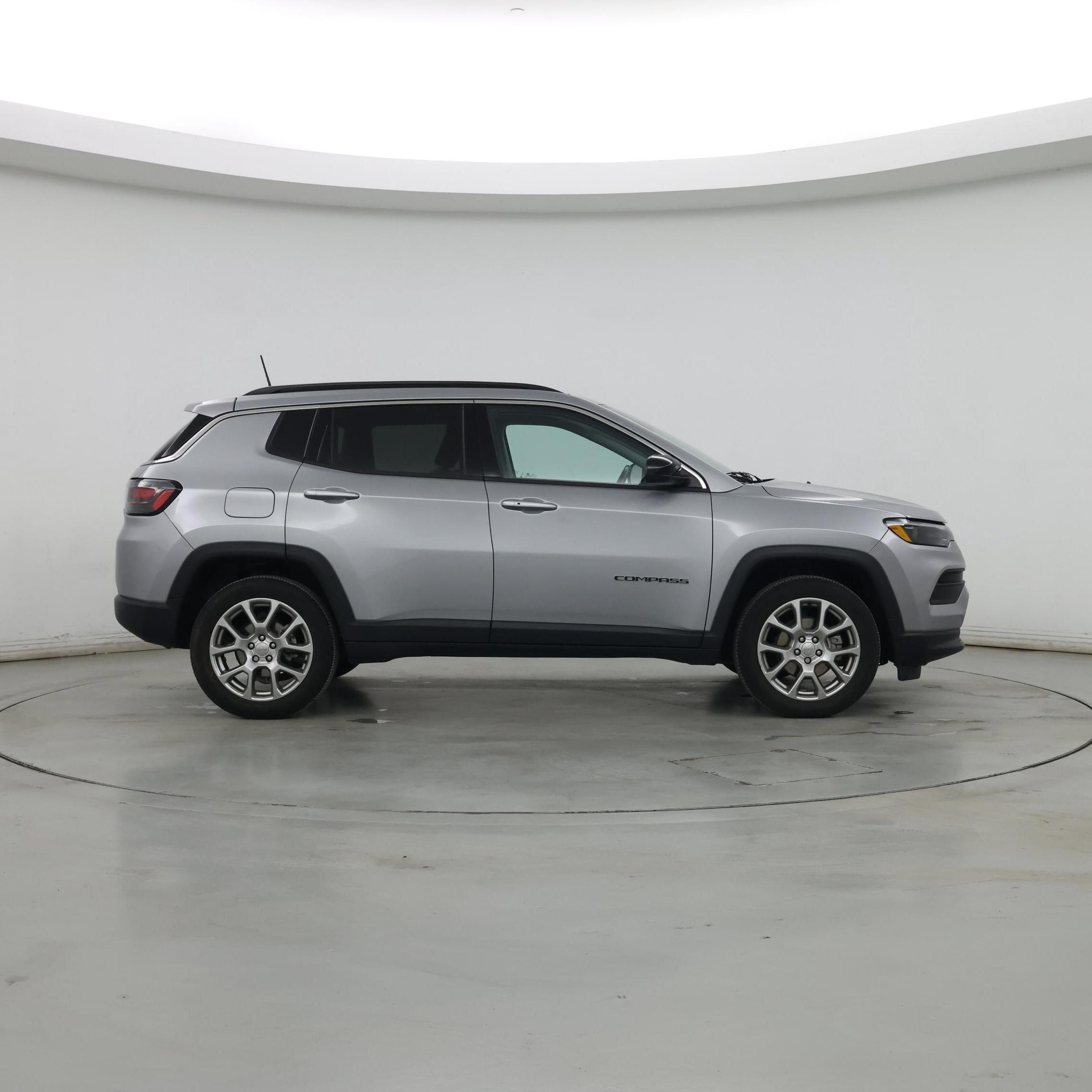 Thumbnail: 2022 Jeep Compass - 7