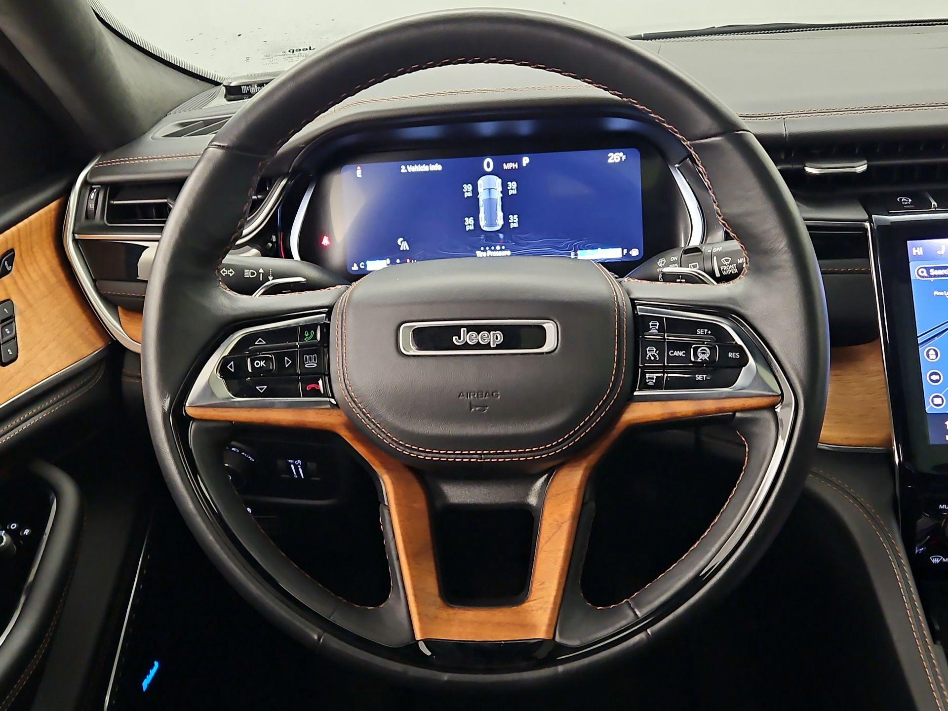 Thumbnail: 2023 Jeep Grand Cherokee - 10