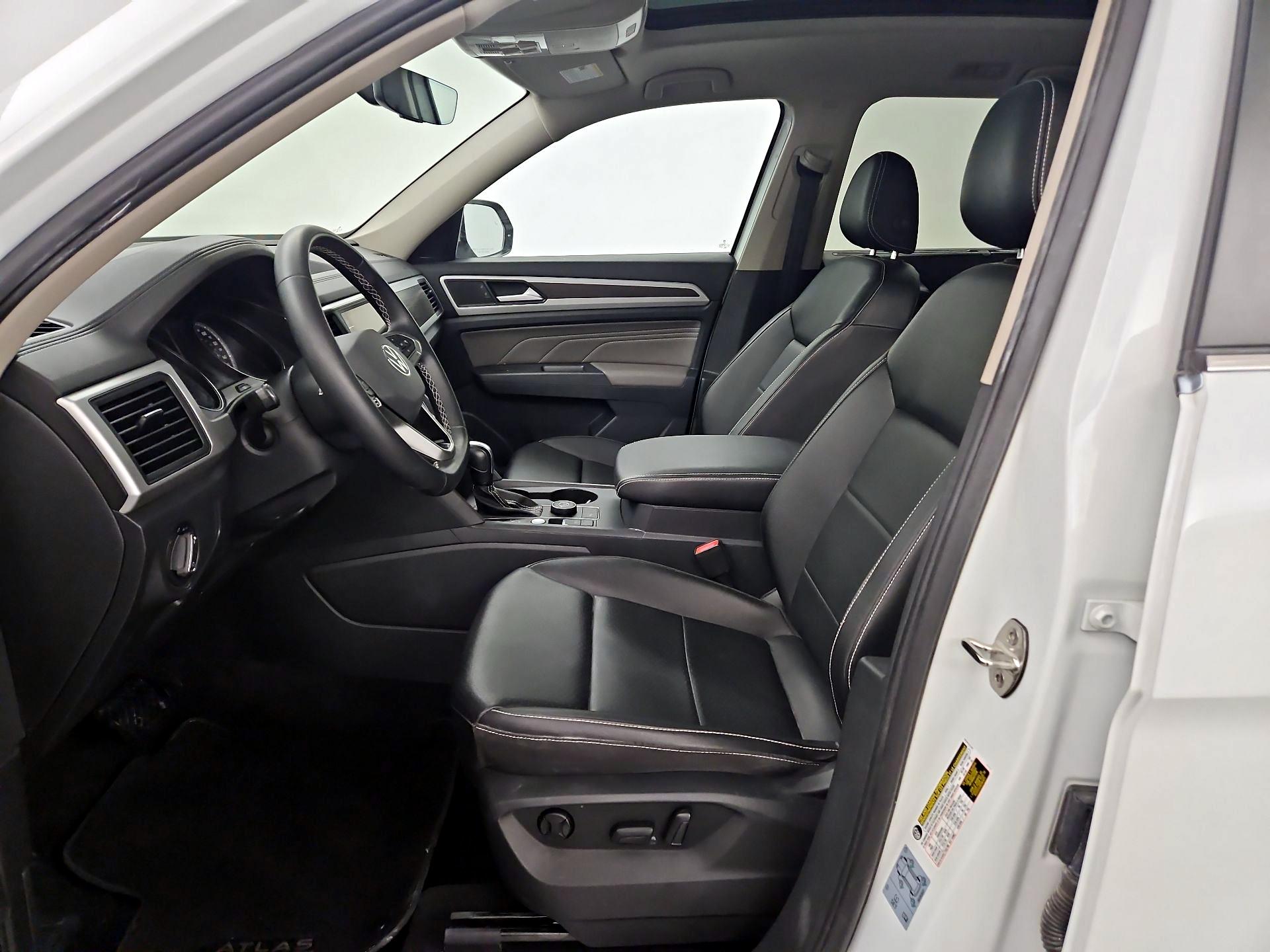 Thumbnail: 2021 Volkswagen Atlas - 11