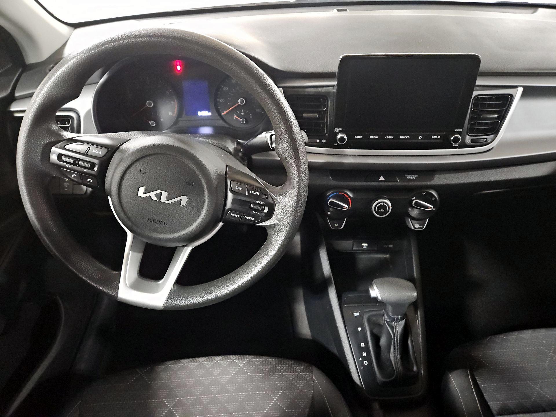 Thumbnail: 2023 Kia Rio - 9