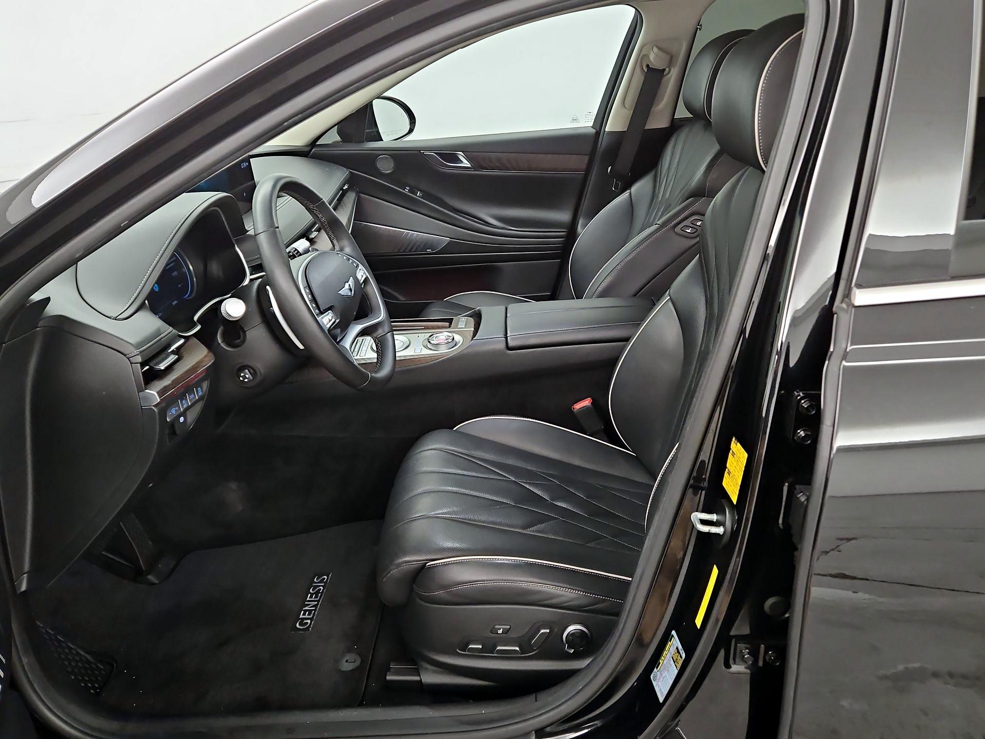 Thumbnail: 2021 Genesis G80 - 11