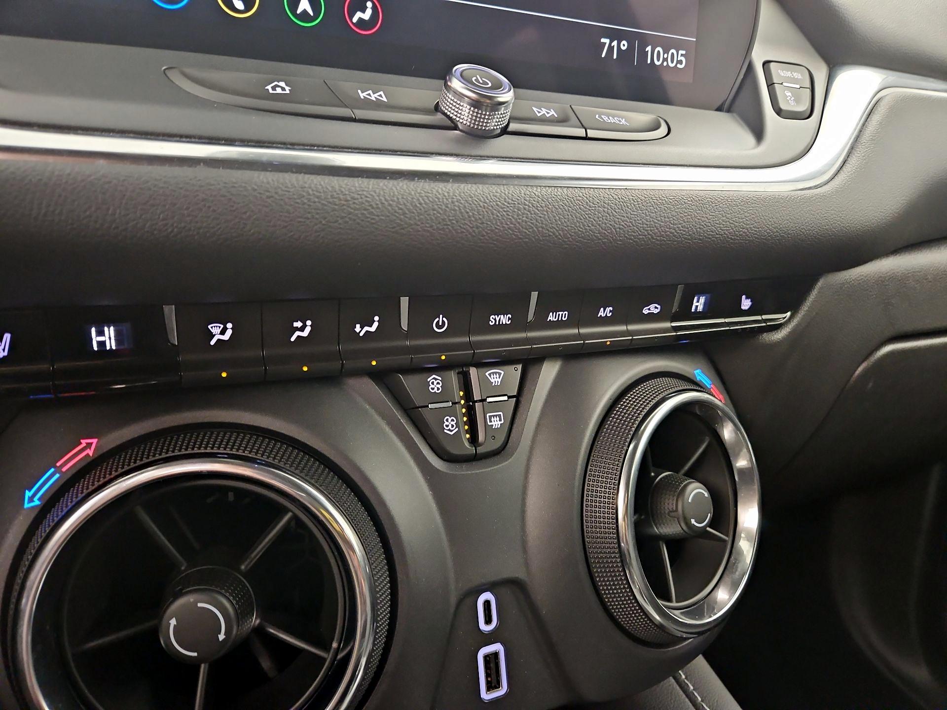 Thumbnail: 2023 Chevrolet Blazer - 16