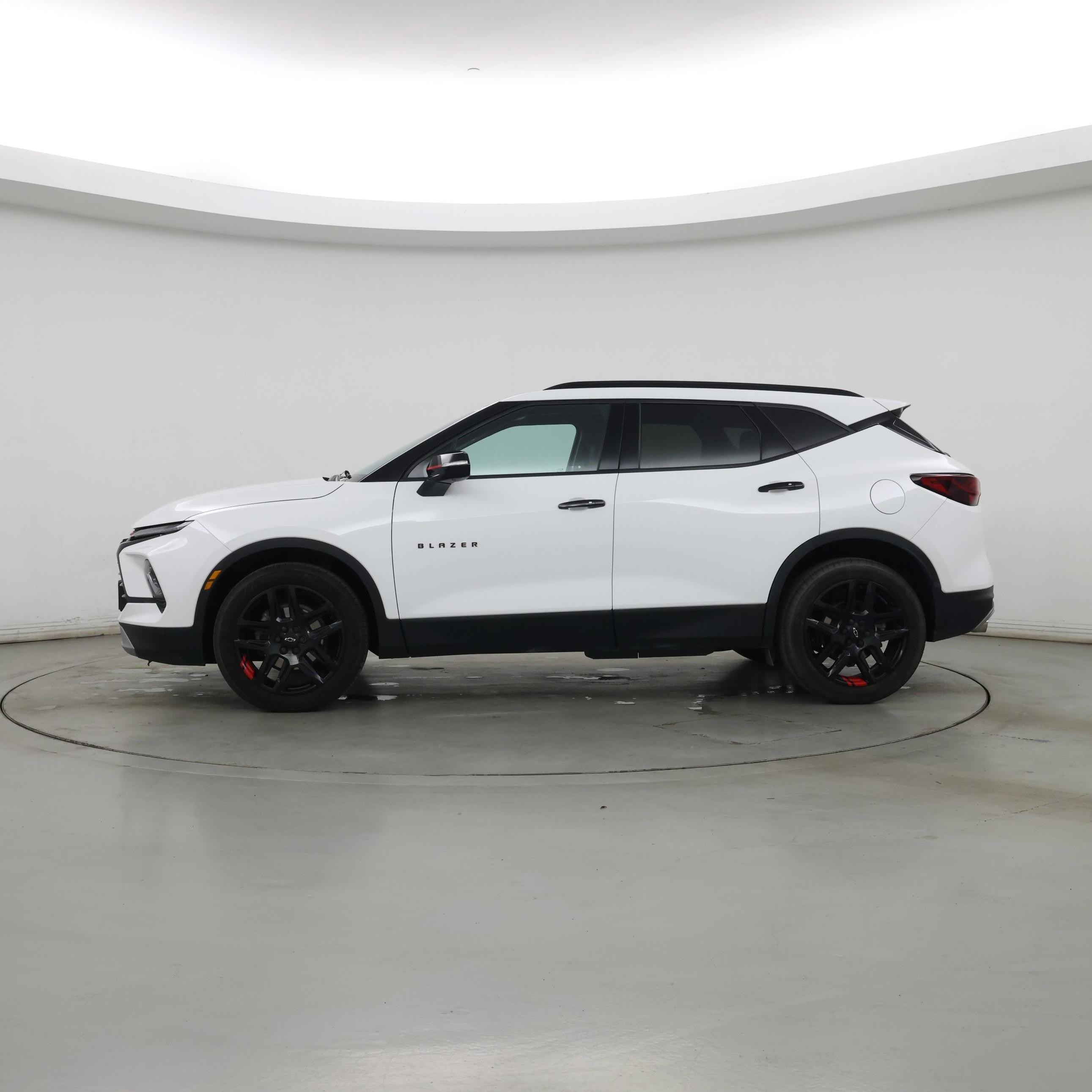 Thumbnail: 2023 Chevrolet Blazer - 3