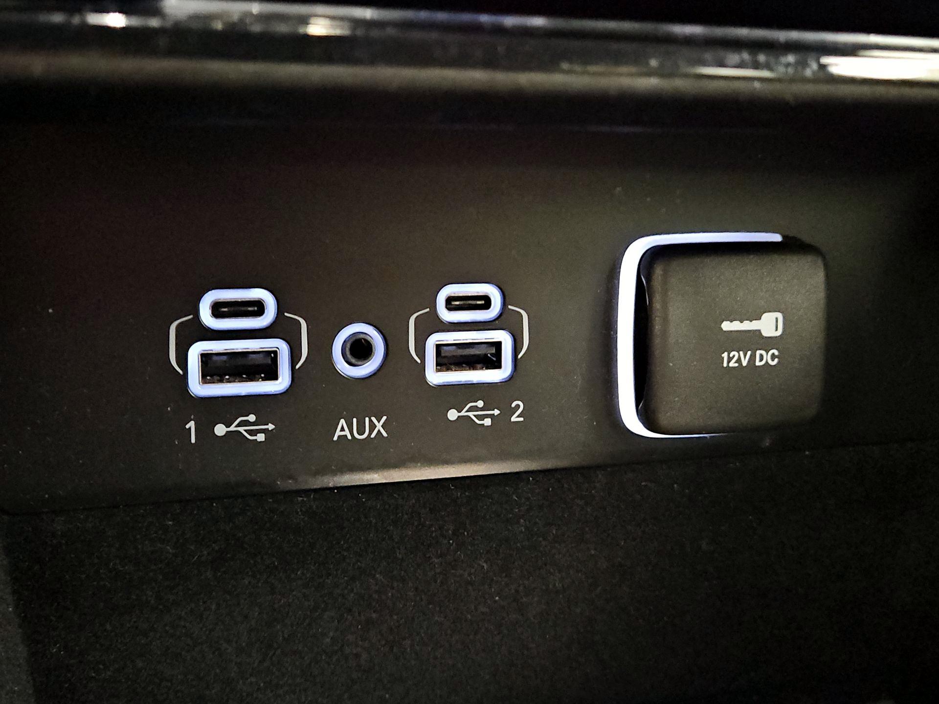 Thumbnail: 2022 Jeep Grand Cherokee - 18