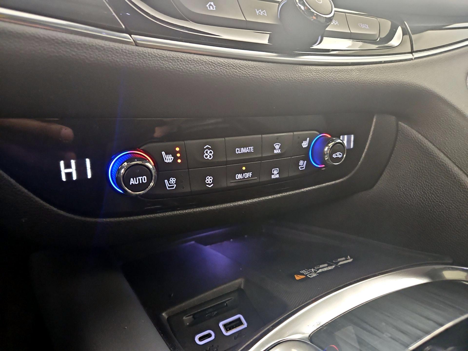 Thumbnail: 2022 Buick Enclave - 16