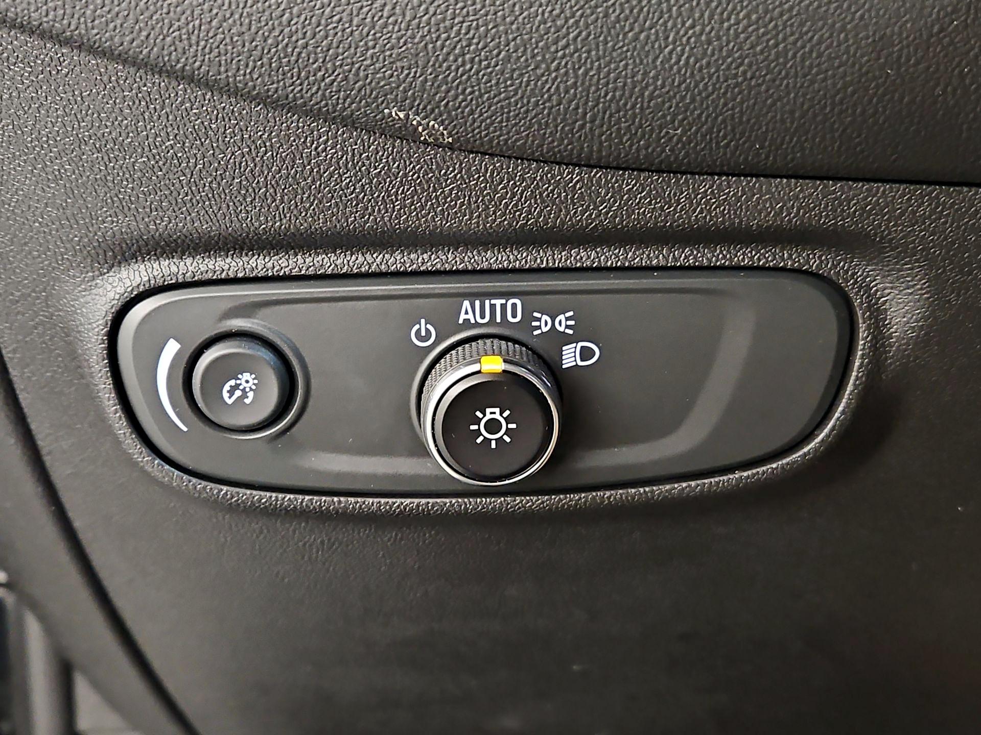 Thumbnail: 2023 Chevrolet Equinox - 13