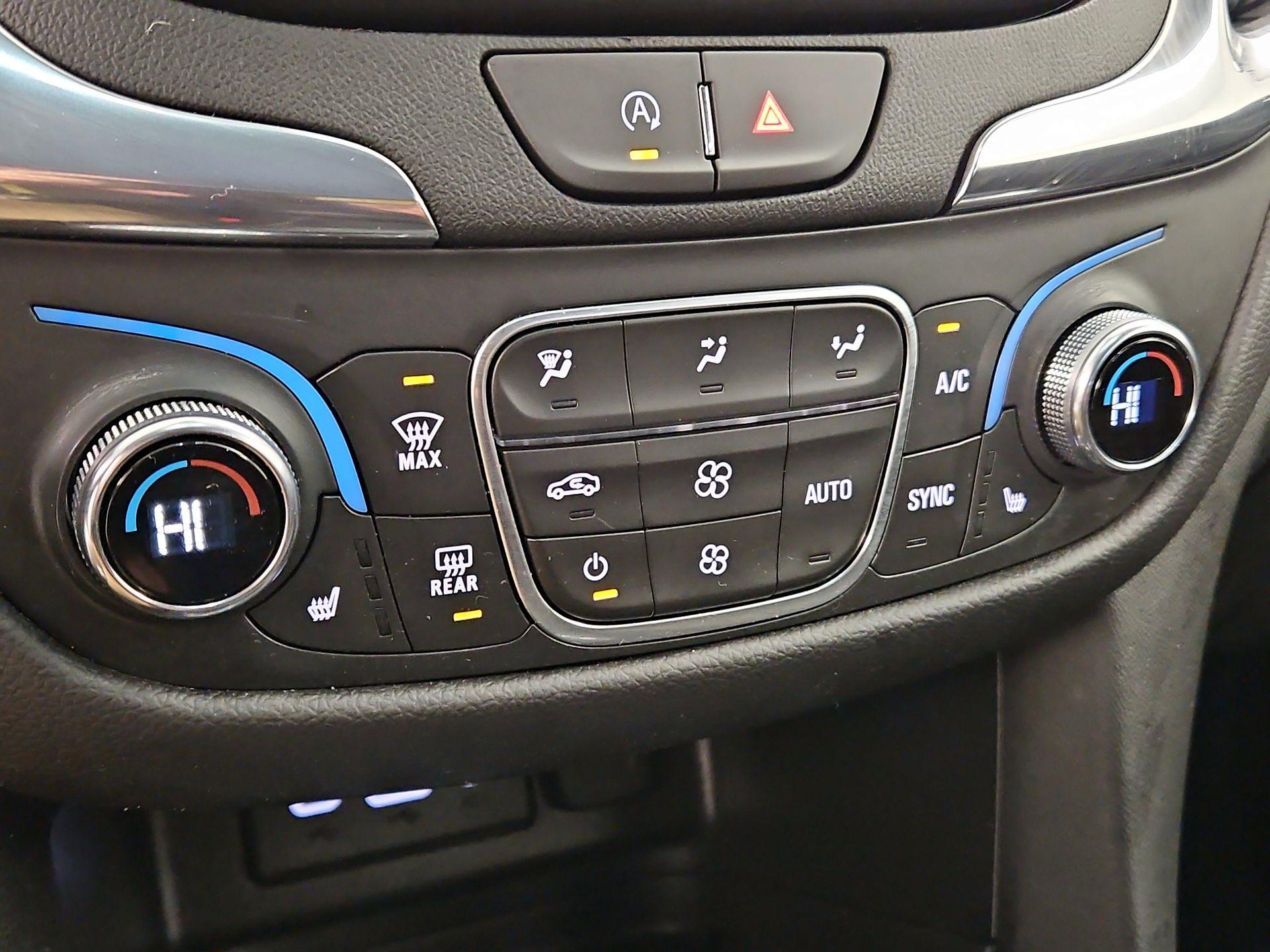 Thumbnail: 2023 Chevrolet Equinox - 16