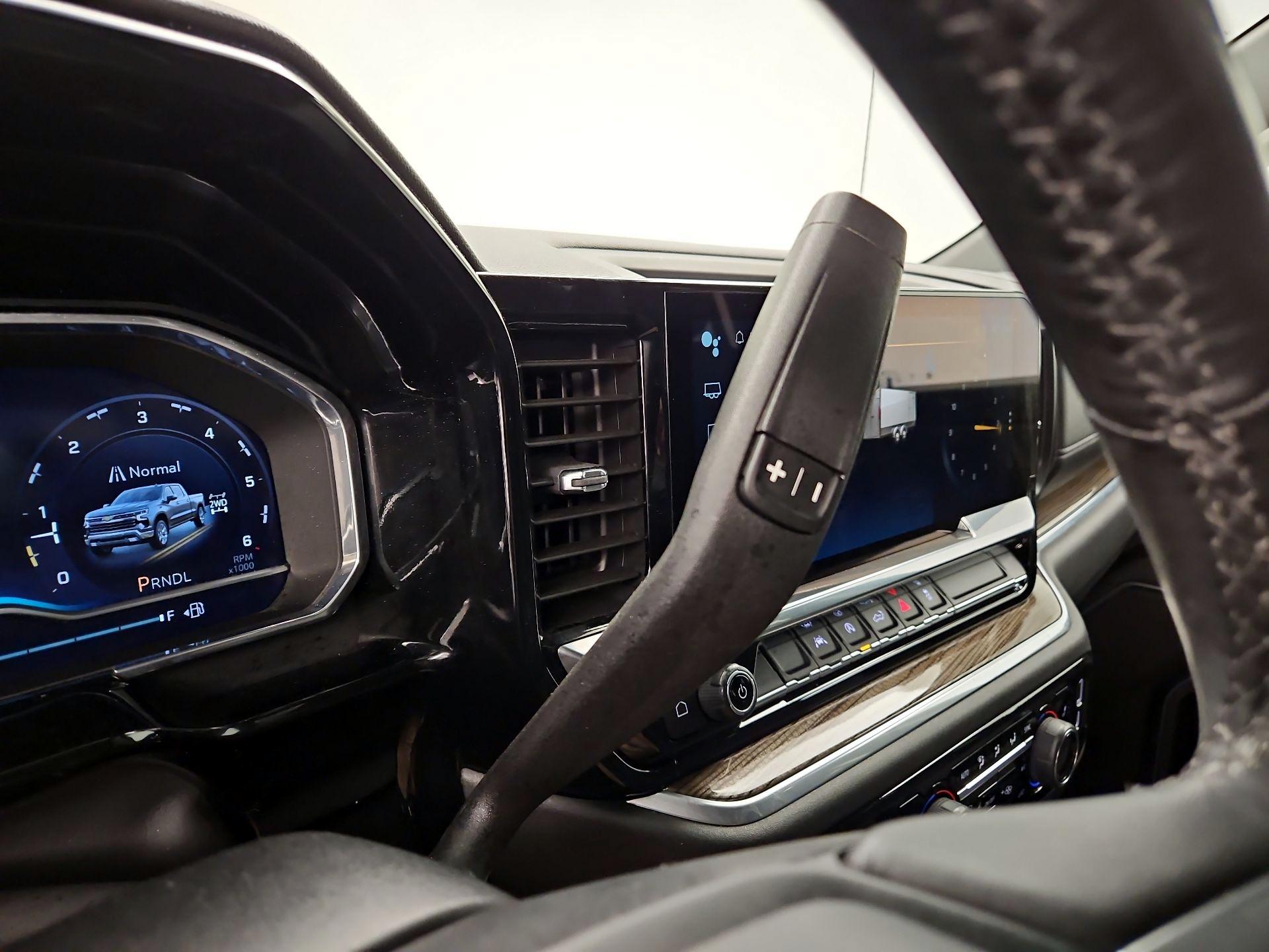 Thumbnail: 2022 Chevrolet Silverado 1500 - 17