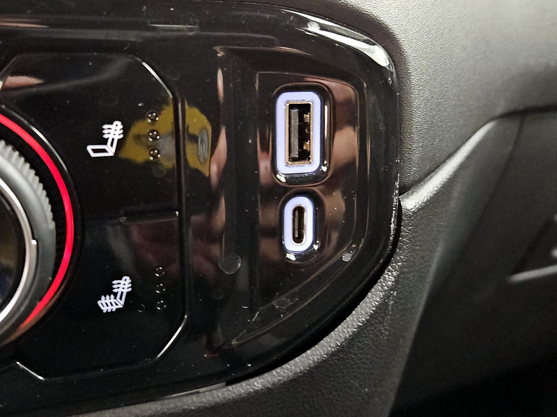 Thumbnail: 2022 Chevrolet Silverado 1500 - 18