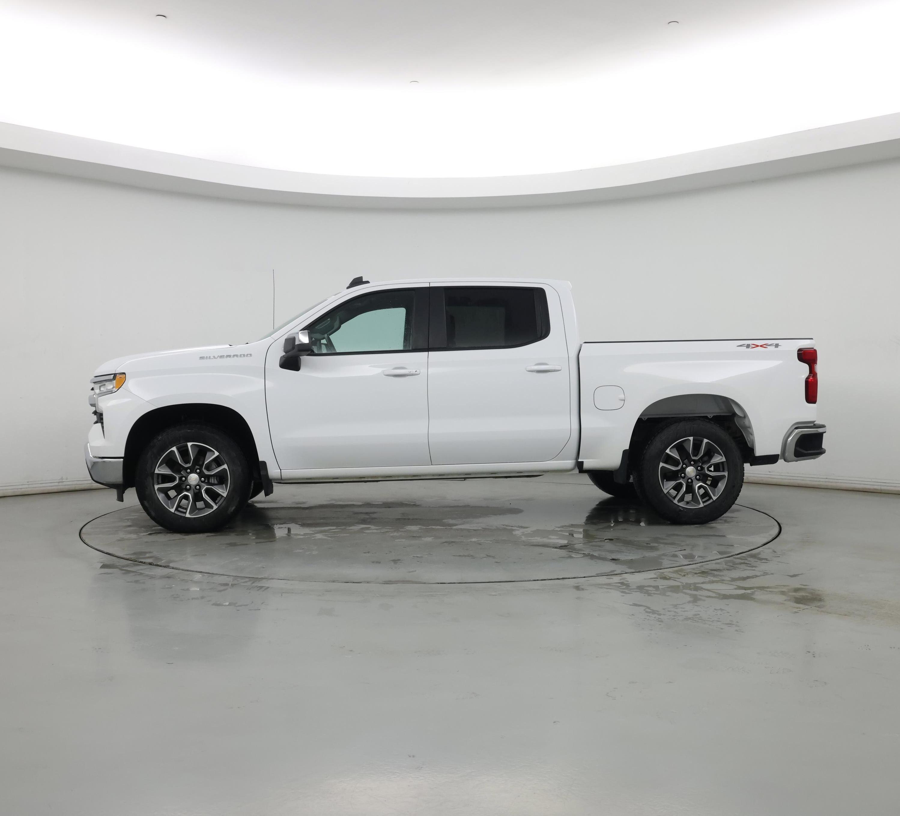 Thumbnail: 2022 Chevrolet Silverado 1500 - 3