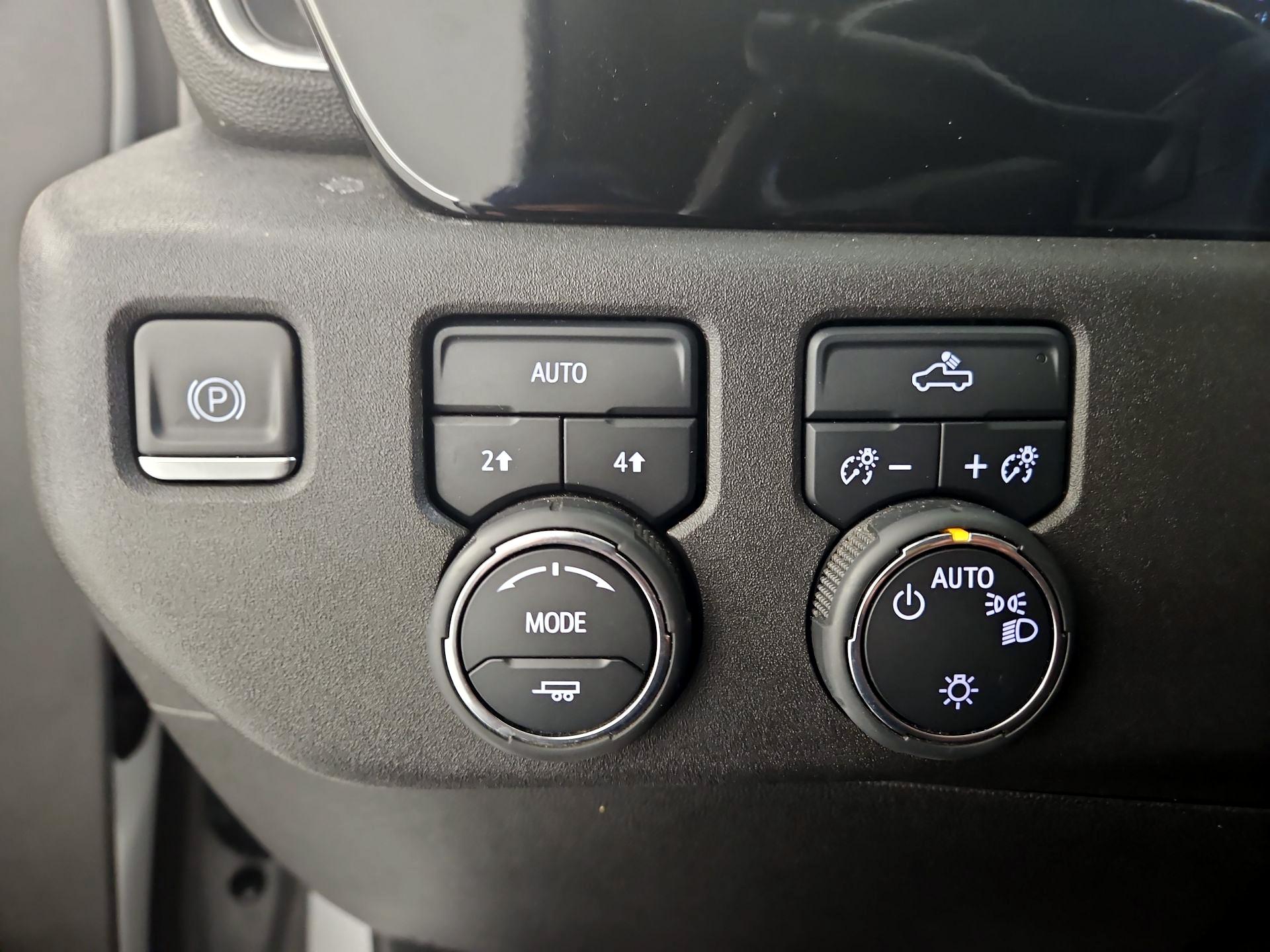 Thumbnail: 2022 Chevrolet Silverado 1500 - 13