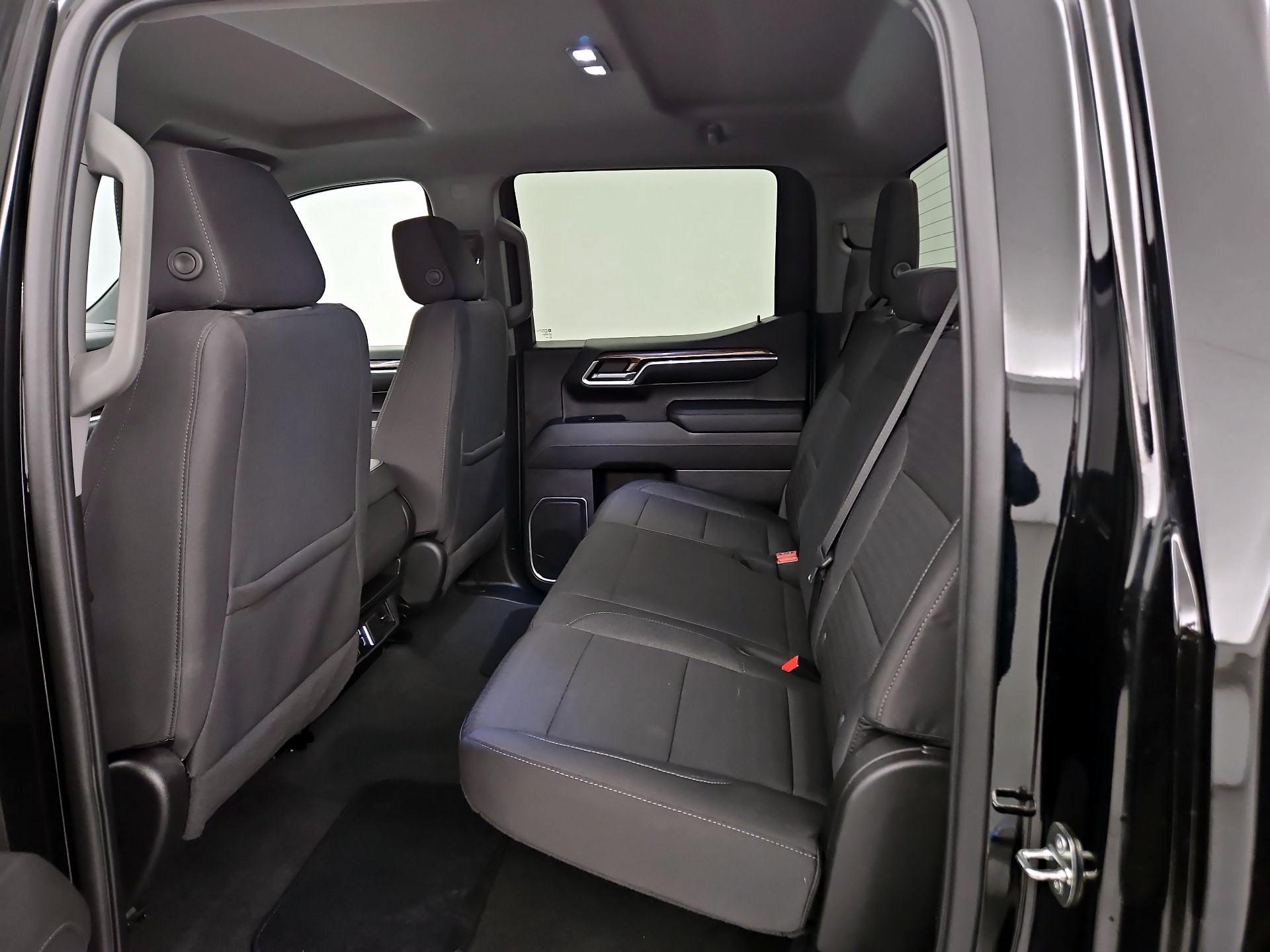 Thumbnail: 2022 Chevrolet Silverado 1500 - 19