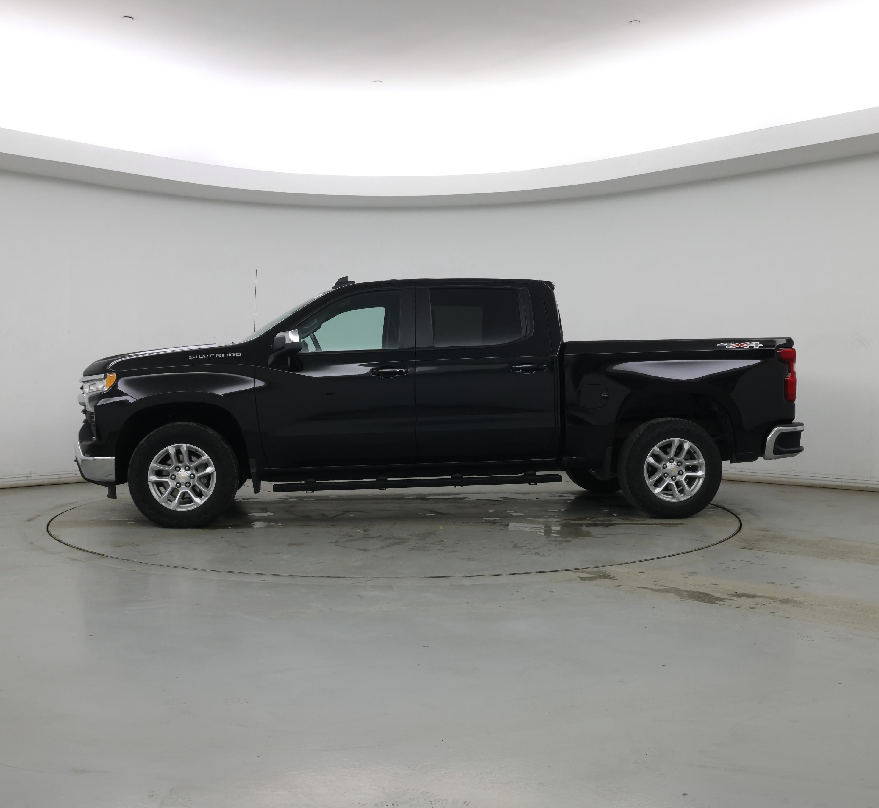 Thumbnail: 2022 Chevrolet Silverado 1500 - 3