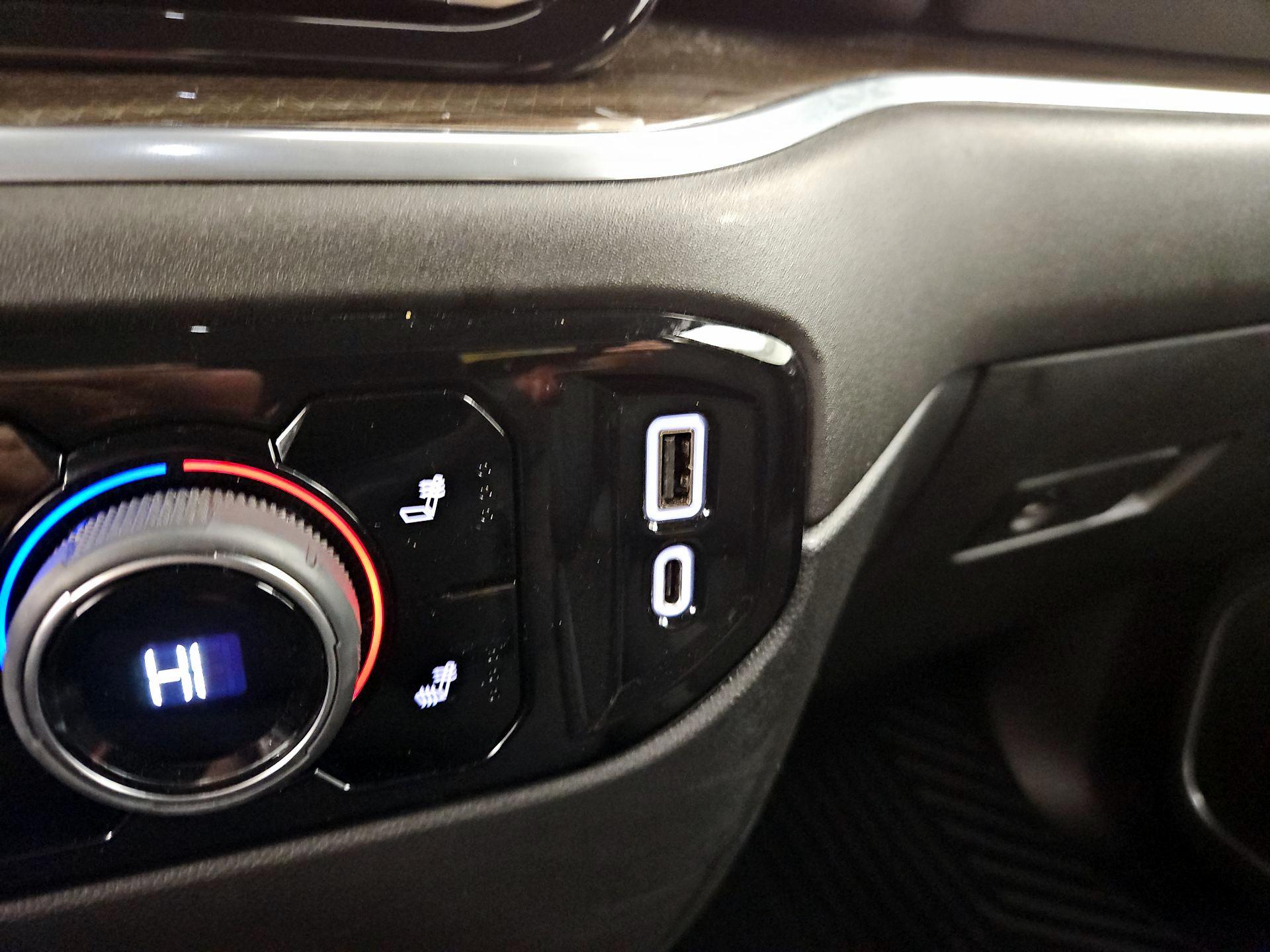 Thumbnail: 2022 Chevrolet Silverado 1500 - 18