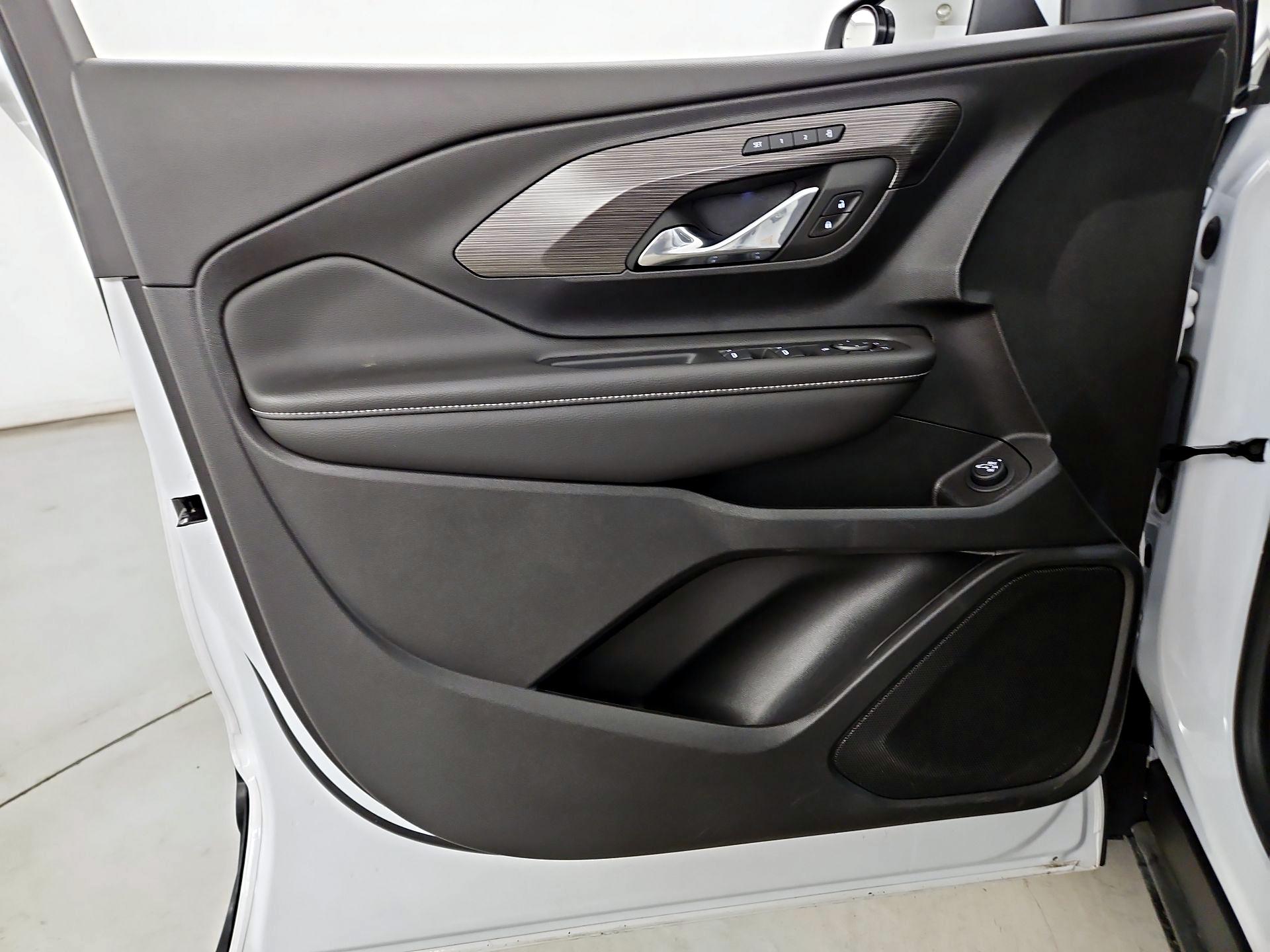 Thumbnail: 2023 GMC Terrain - 12