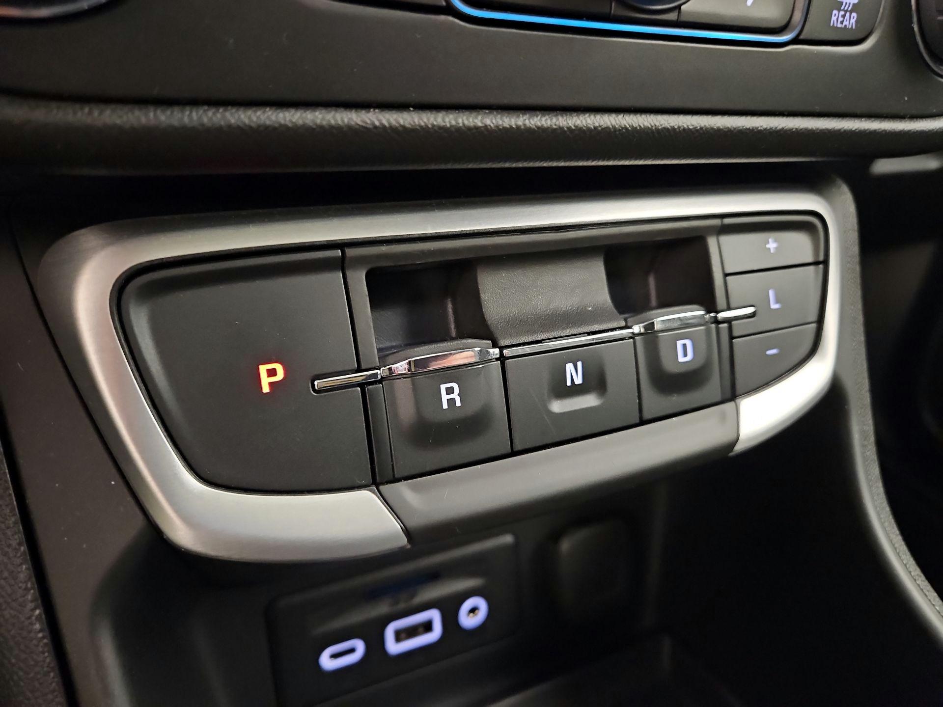 Thumbnail: 2023 GMC Terrain - 17