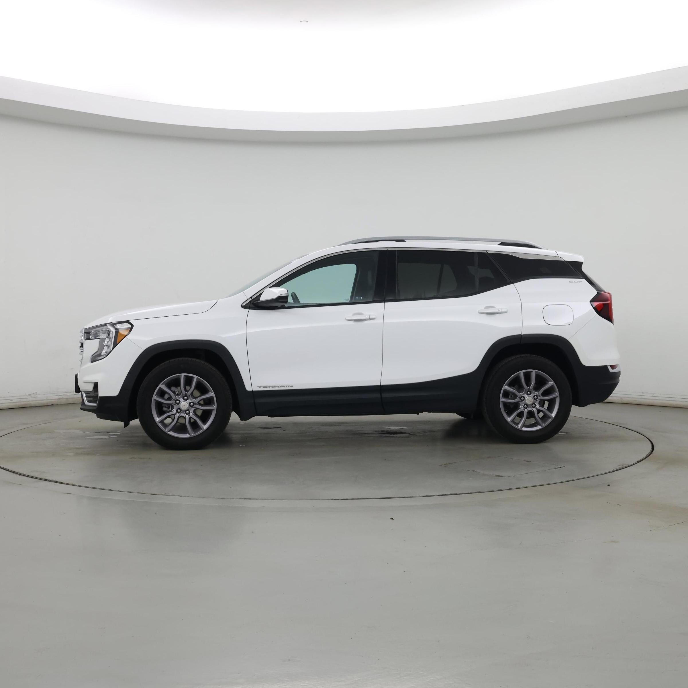 Thumbnail: 2023 GMC Terrain - 3