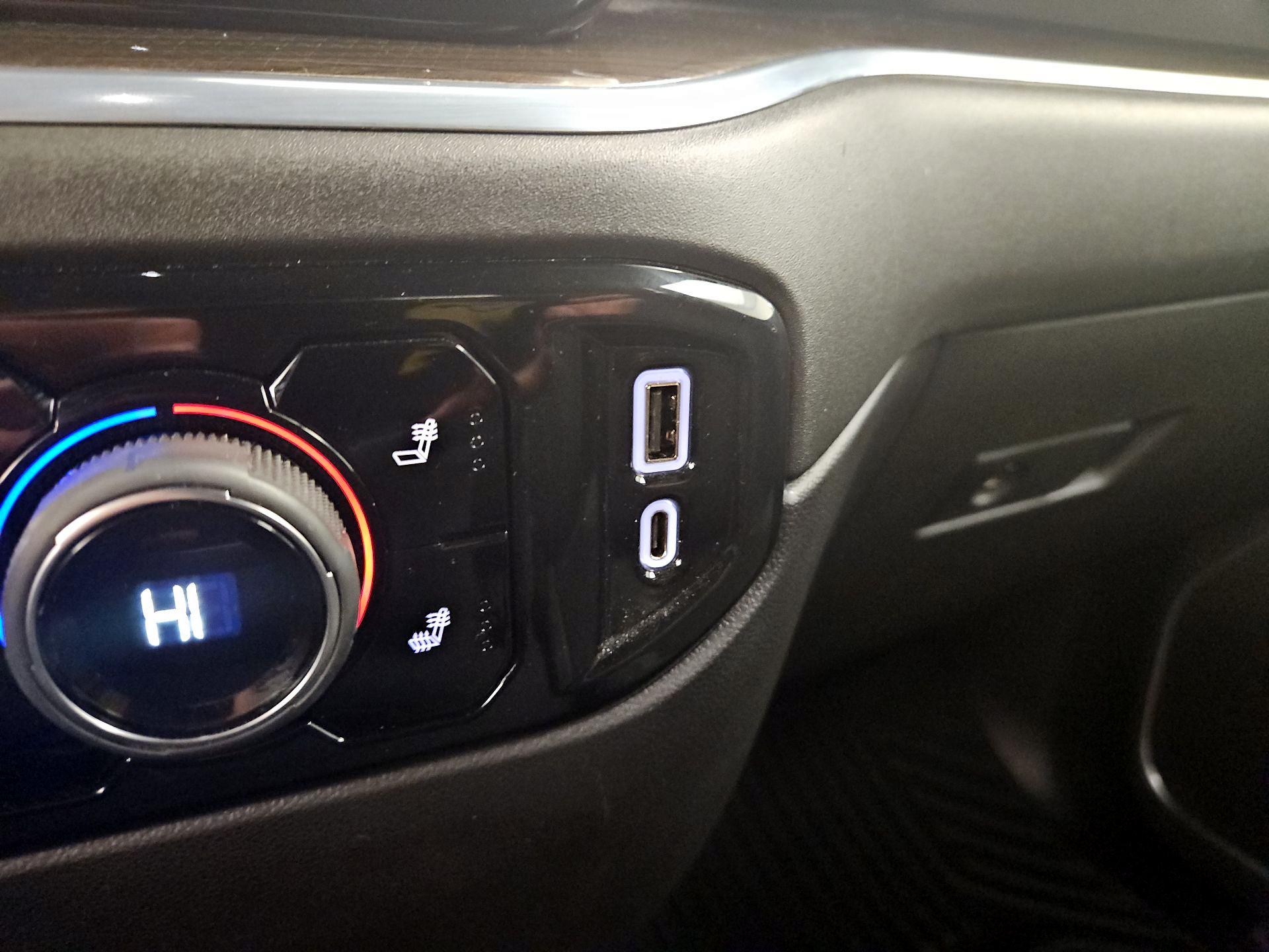 Thumbnail: 2022 Chevrolet Silverado 1500 - 18