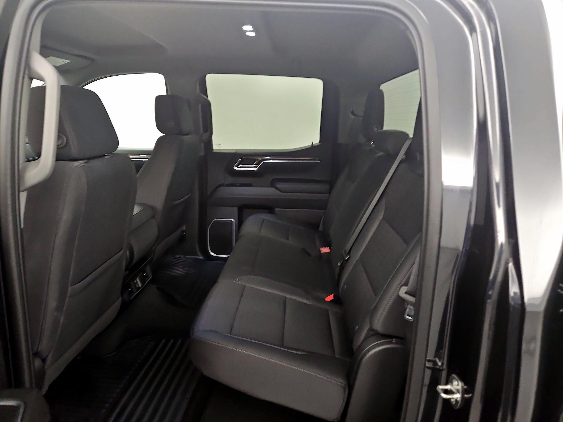 Thumbnail: 2022 Chevrolet Silverado 1500 - 19