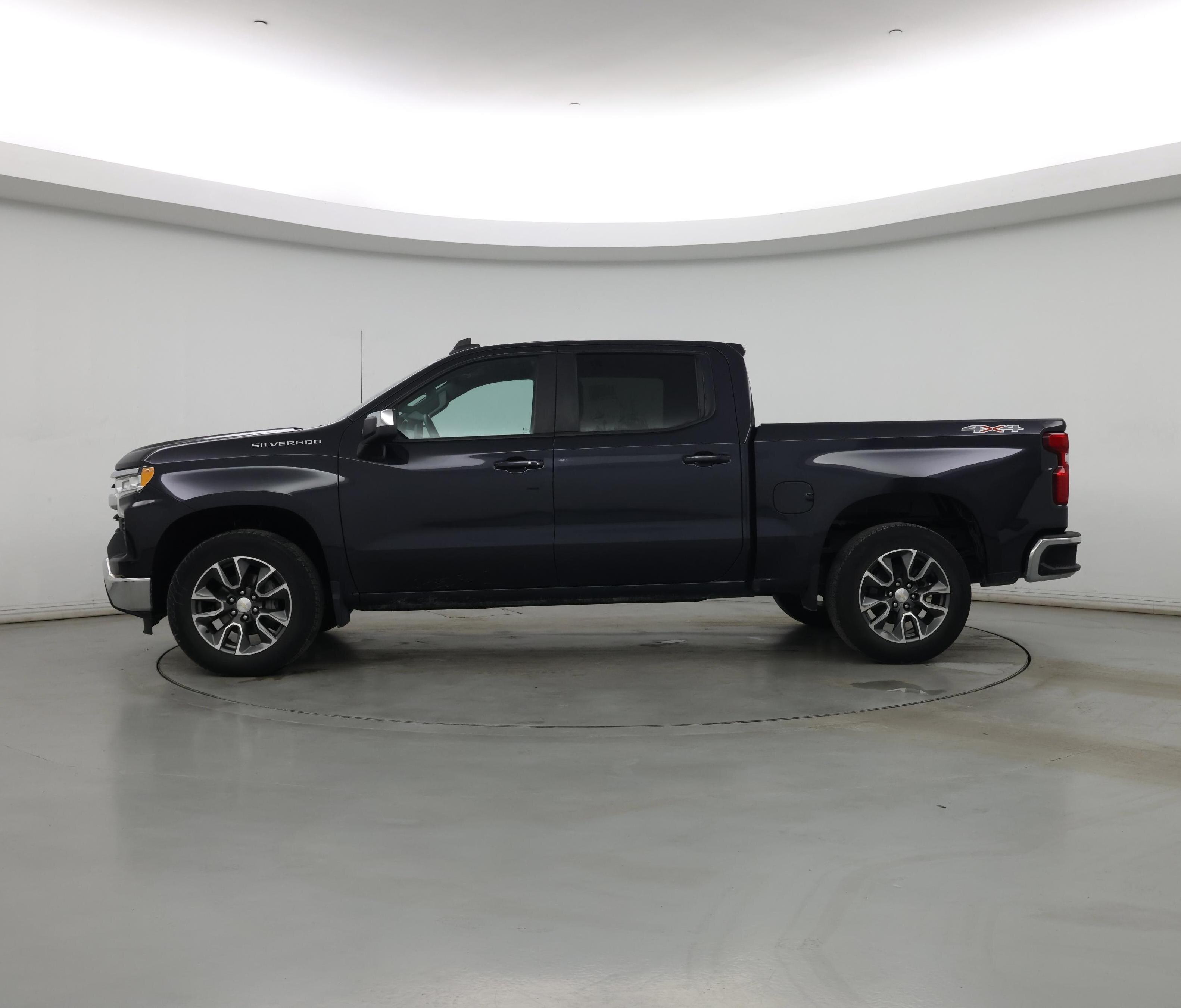 Thumbnail: 2022 Chevrolet Silverado 1500 - 3