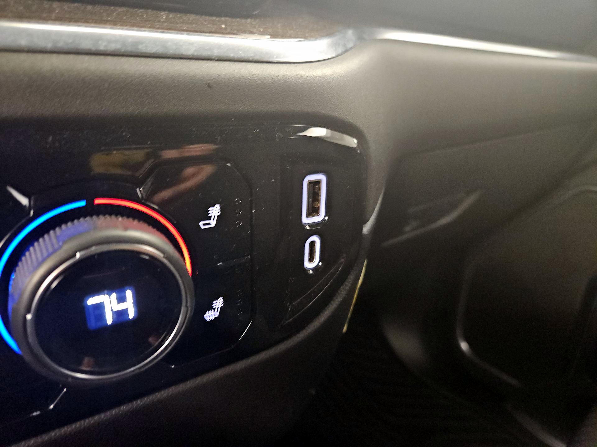 Thumbnail: 2022 Chevrolet Silverado 1500 - 18