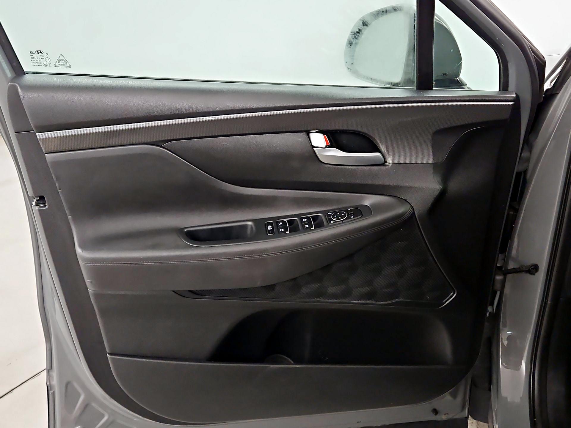 Thumbnail: 2021 Hyundai Santa Fe - 12