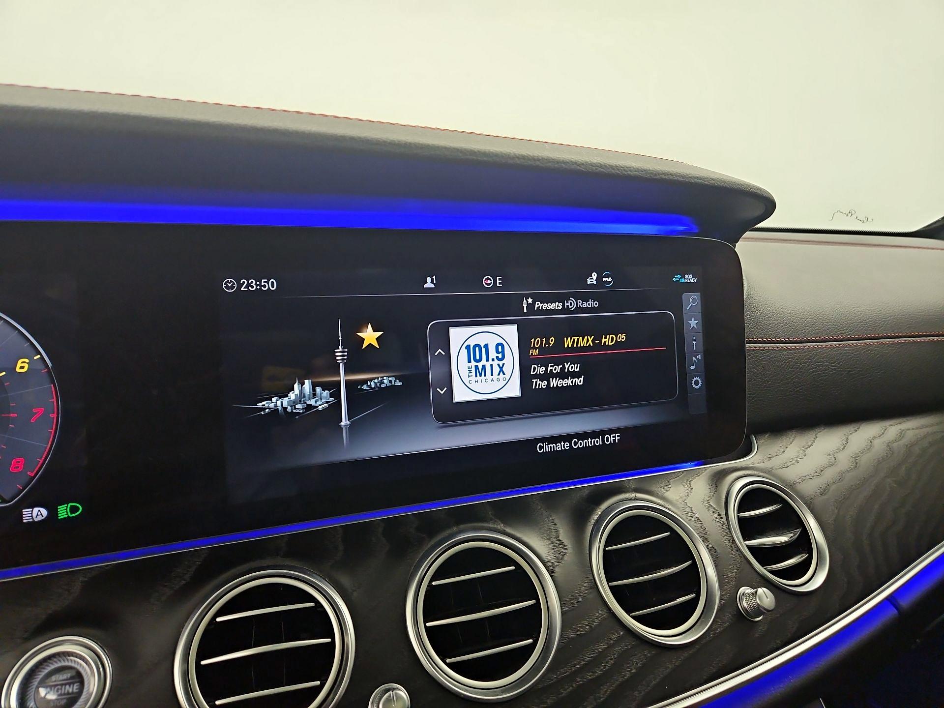 Thumbnail: 2020 Mercedes-Benz E-Class - 16