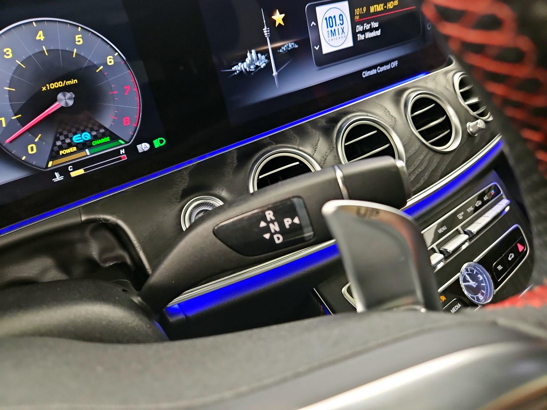 Thumbnail: 2020 Mercedes-Benz E-Class - 18