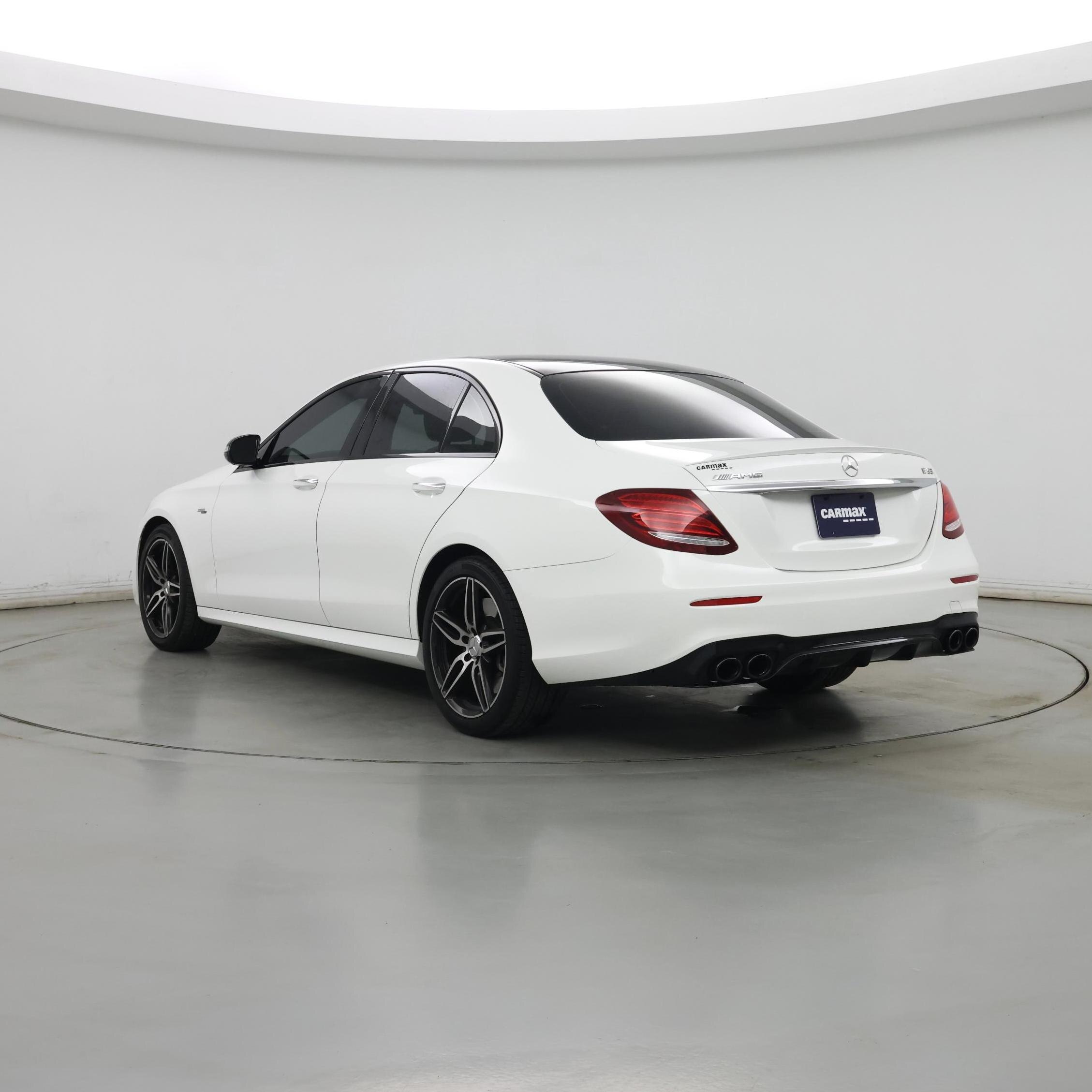 Thumbnail: 2020 Mercedes-Benz E-Class - 2