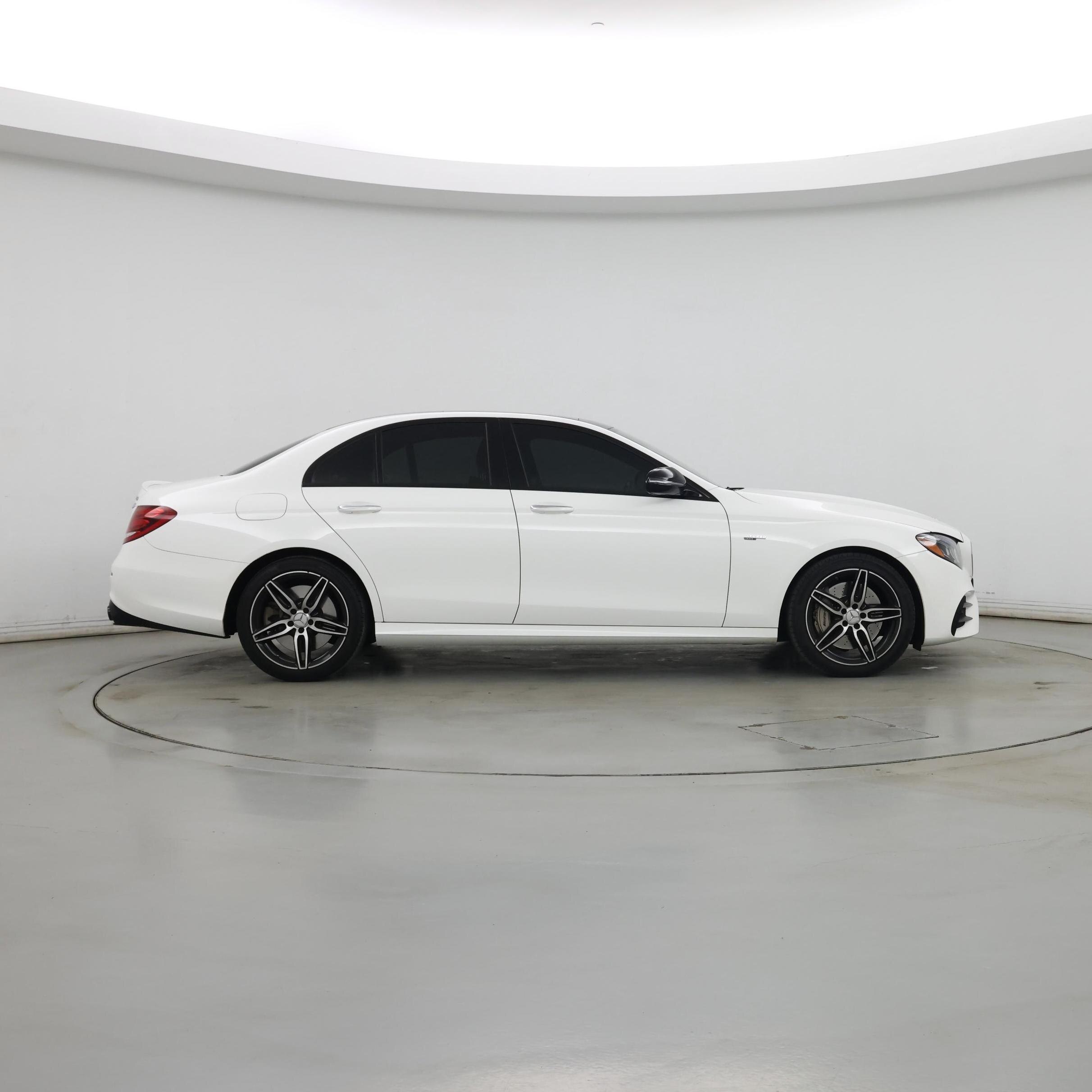 Thumbnail: 2020 Mercedes-Benz E-Class - 7