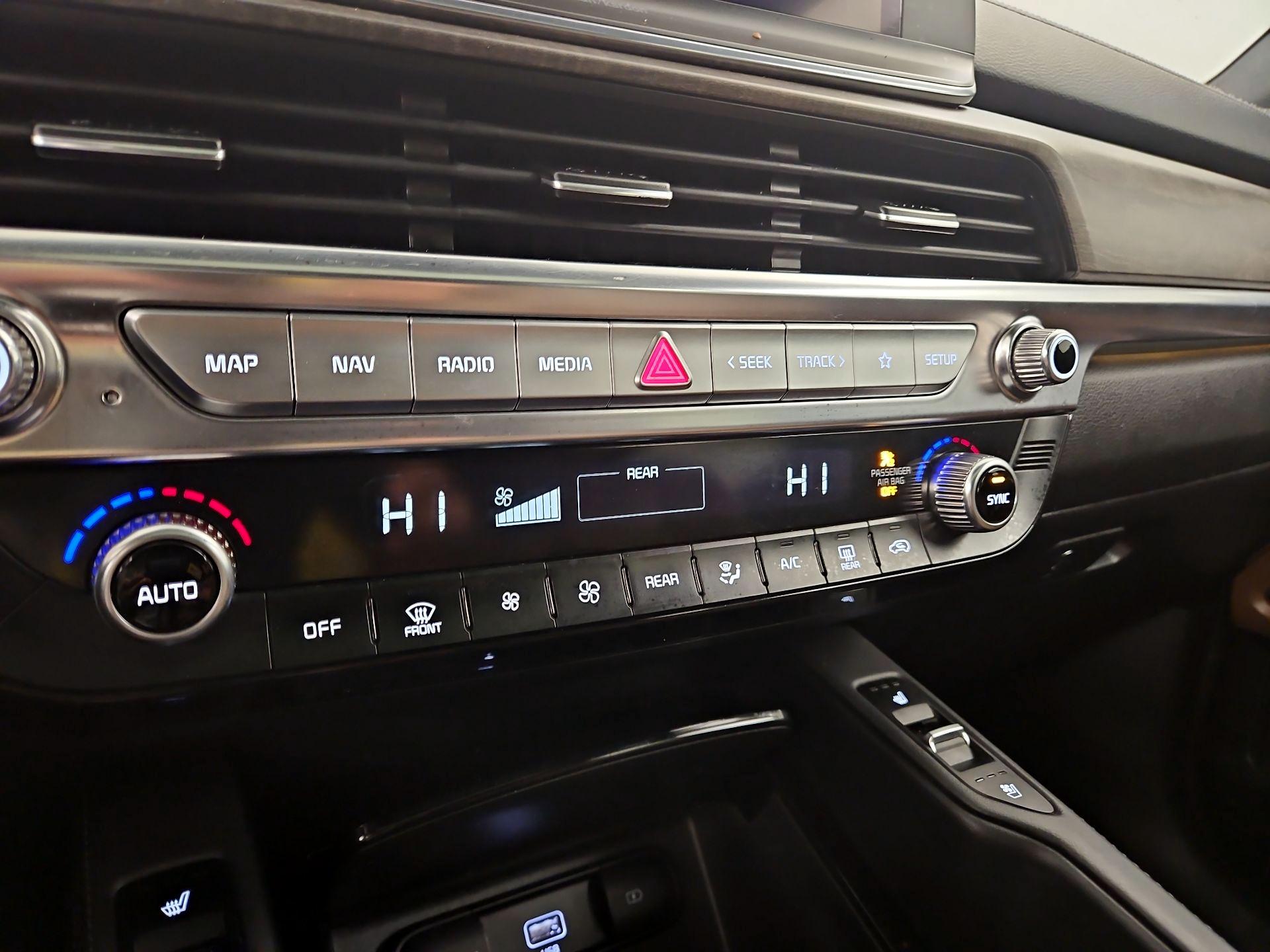 Thumbnail: 2020 Kia Telluride - 17