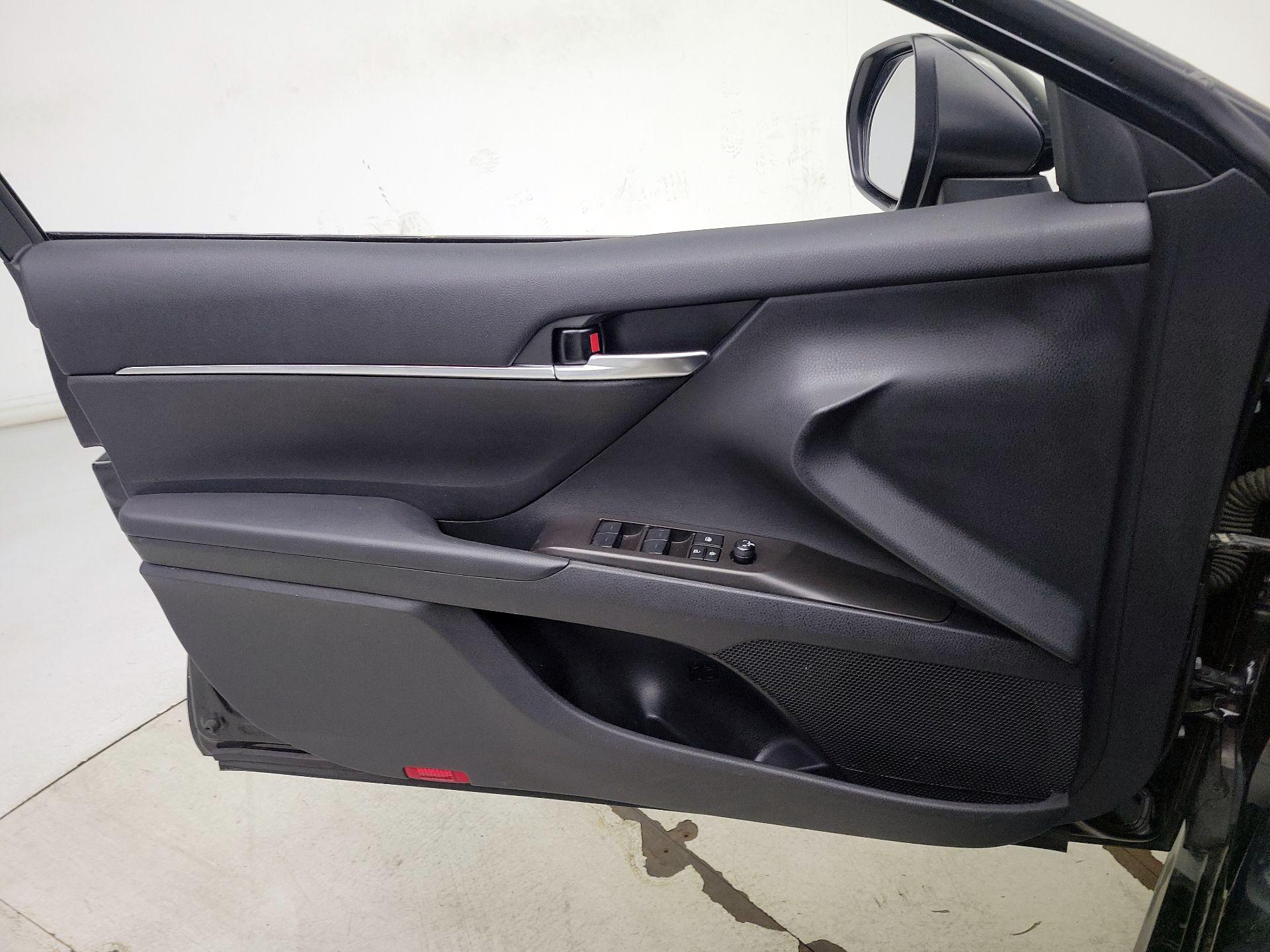 Thumbnail: 2024 Toyota Camry - 12