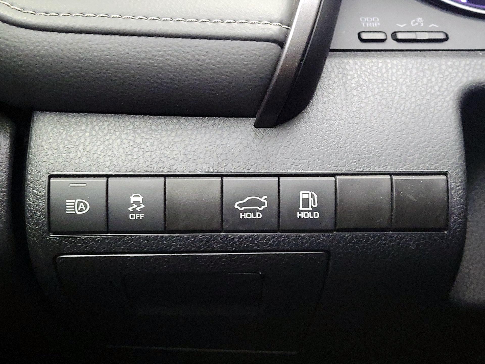 Thumbnail: 2024 Toyota Camry - 13