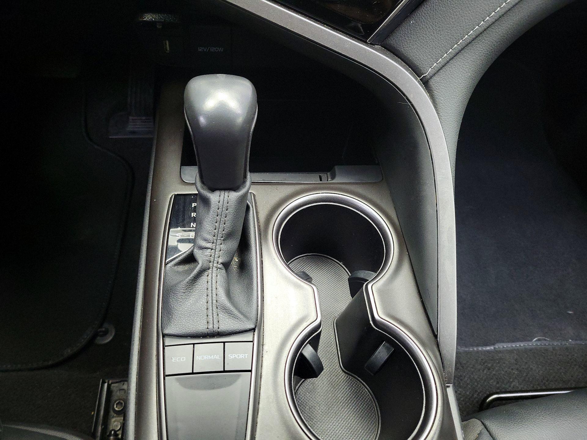 Thumbnail: 2024 Toyota Camry - 17