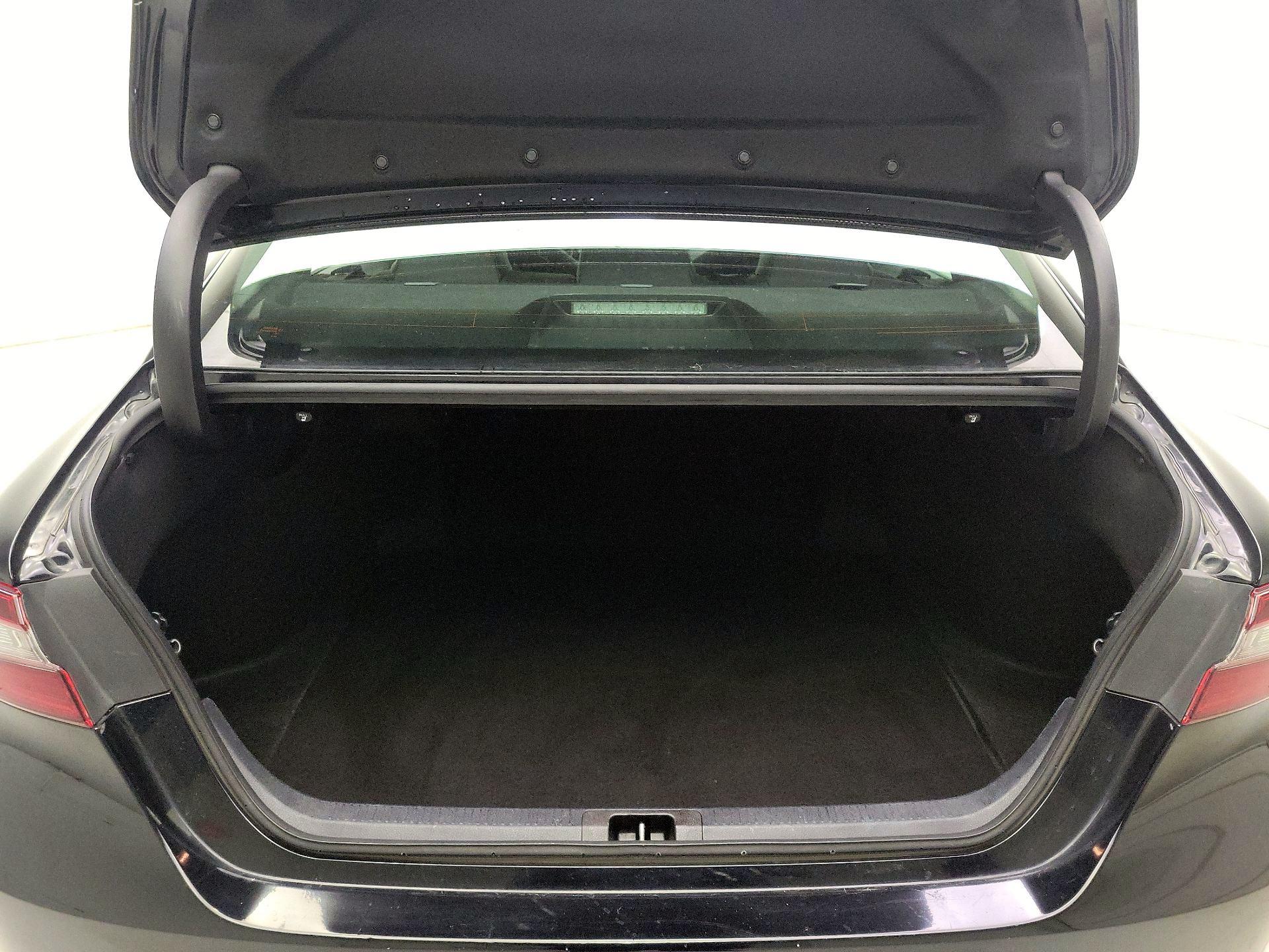 Thumbnail: 2024 Toyota Camry - 20