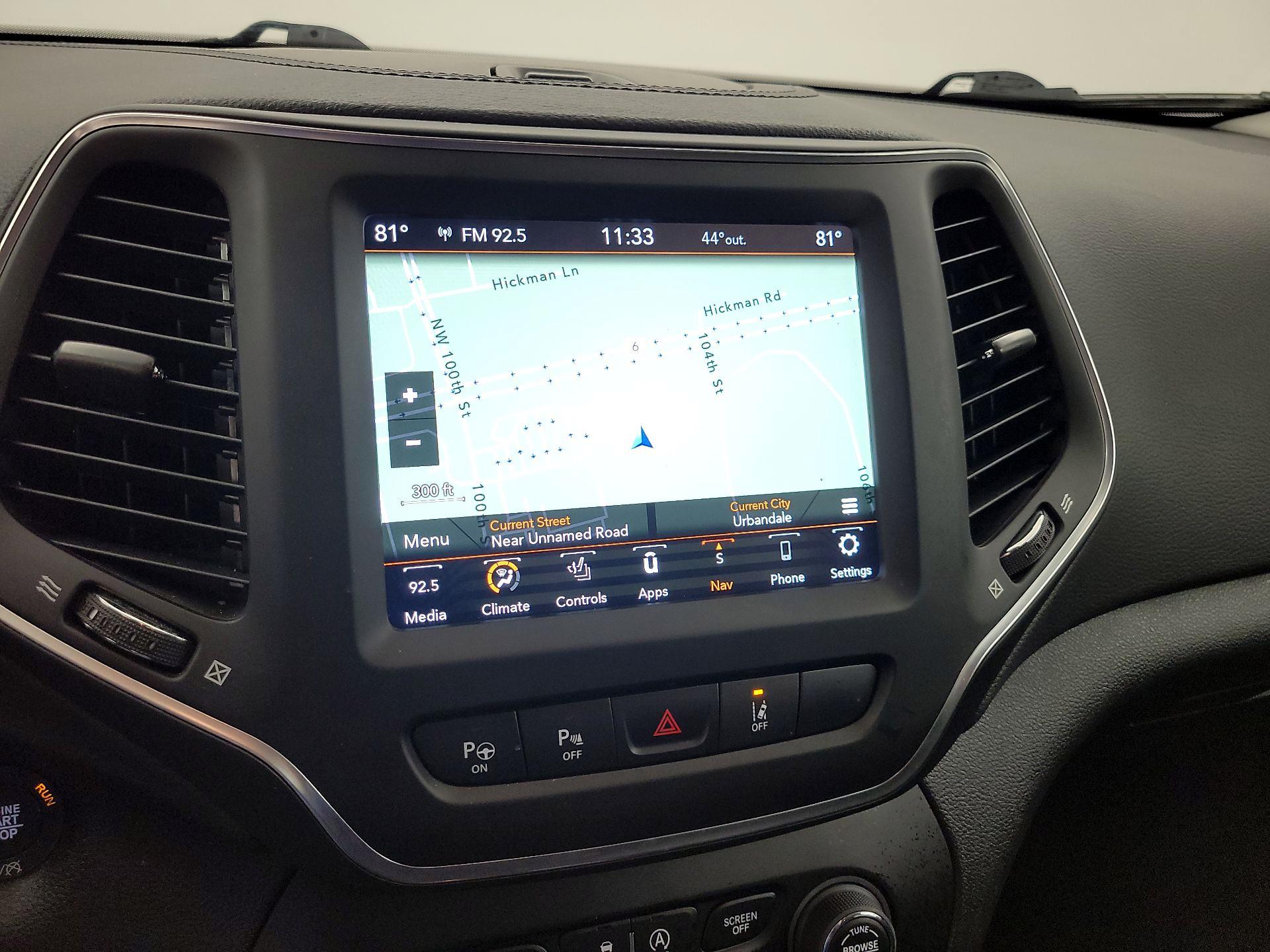 Thumbnail: 2023 Jeep Cherokee - 14