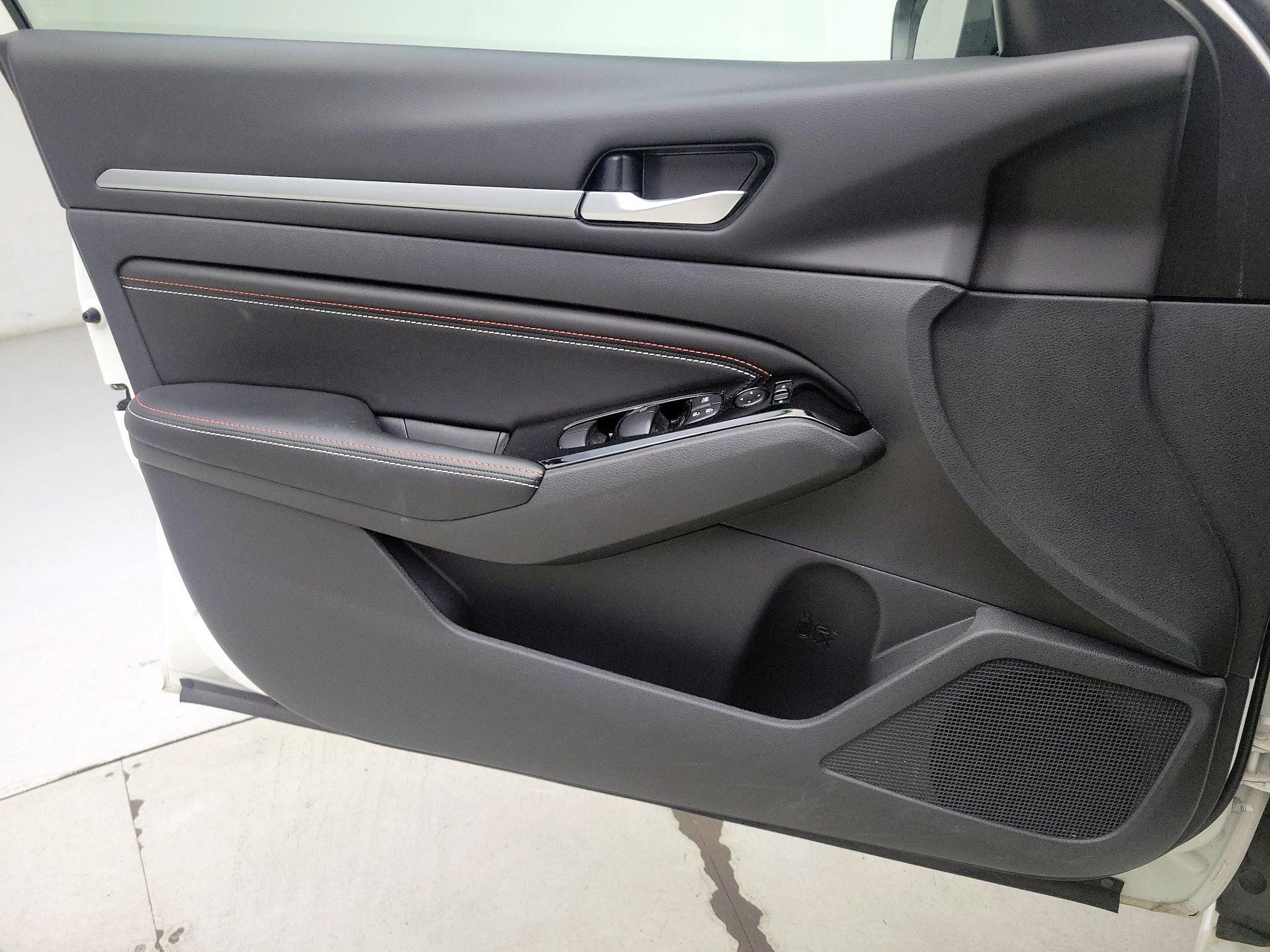 Thumbnail: 2023 Nissan Altima - 12