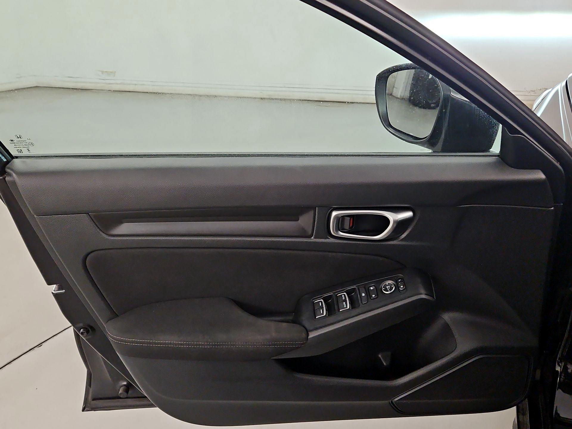 Thumbnail: 2023 Honda Civic - 12