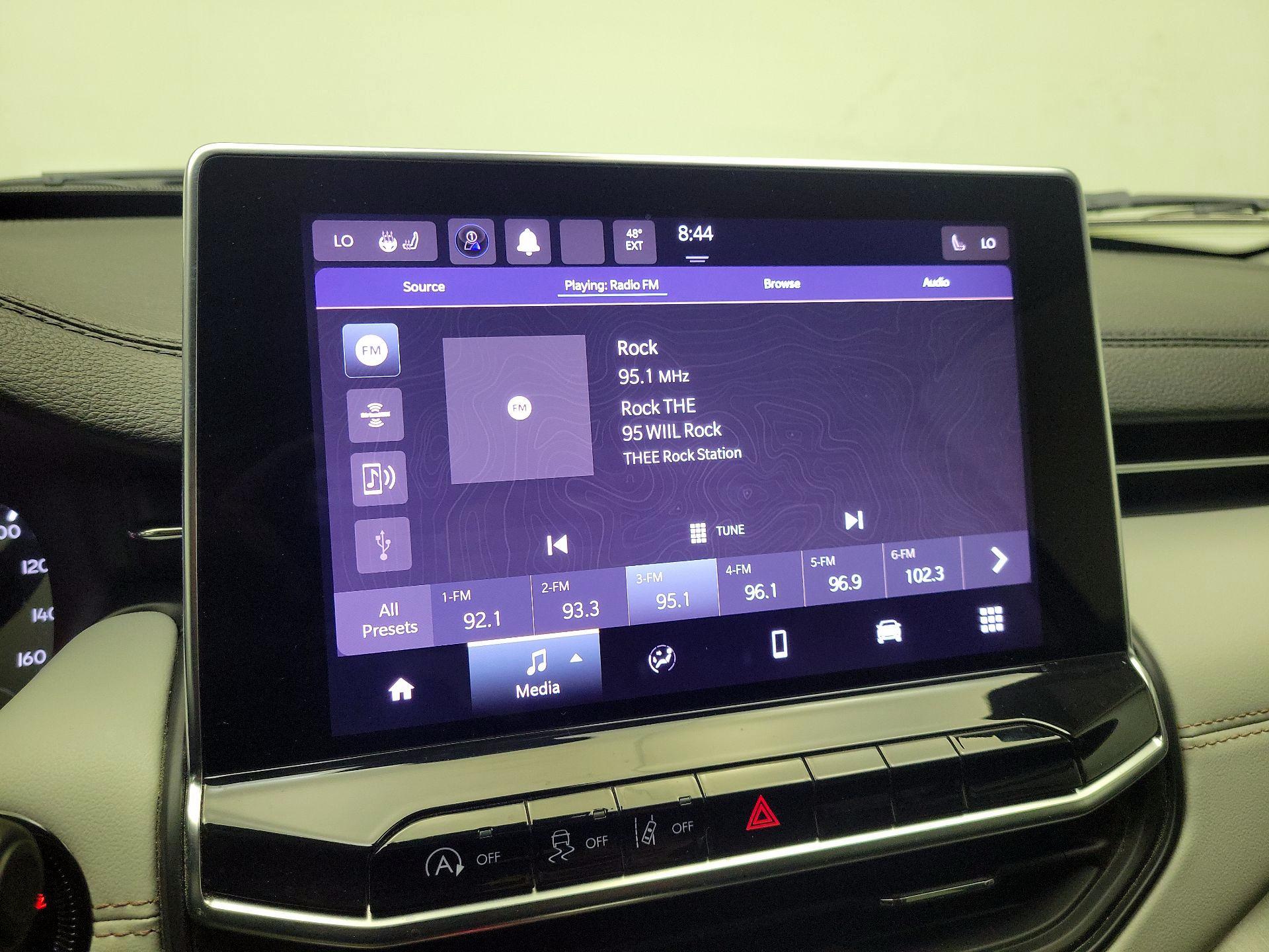 Thumbnail: 2022 Jeep Compass - 15