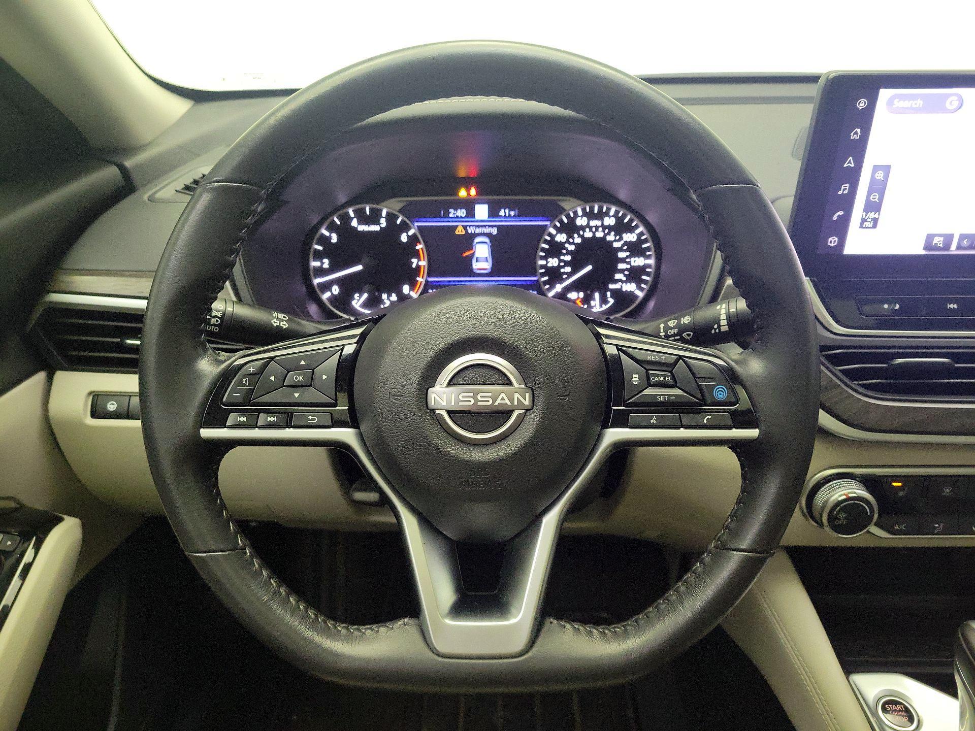 Thumbnail: 2023 Nissan Altima - 10