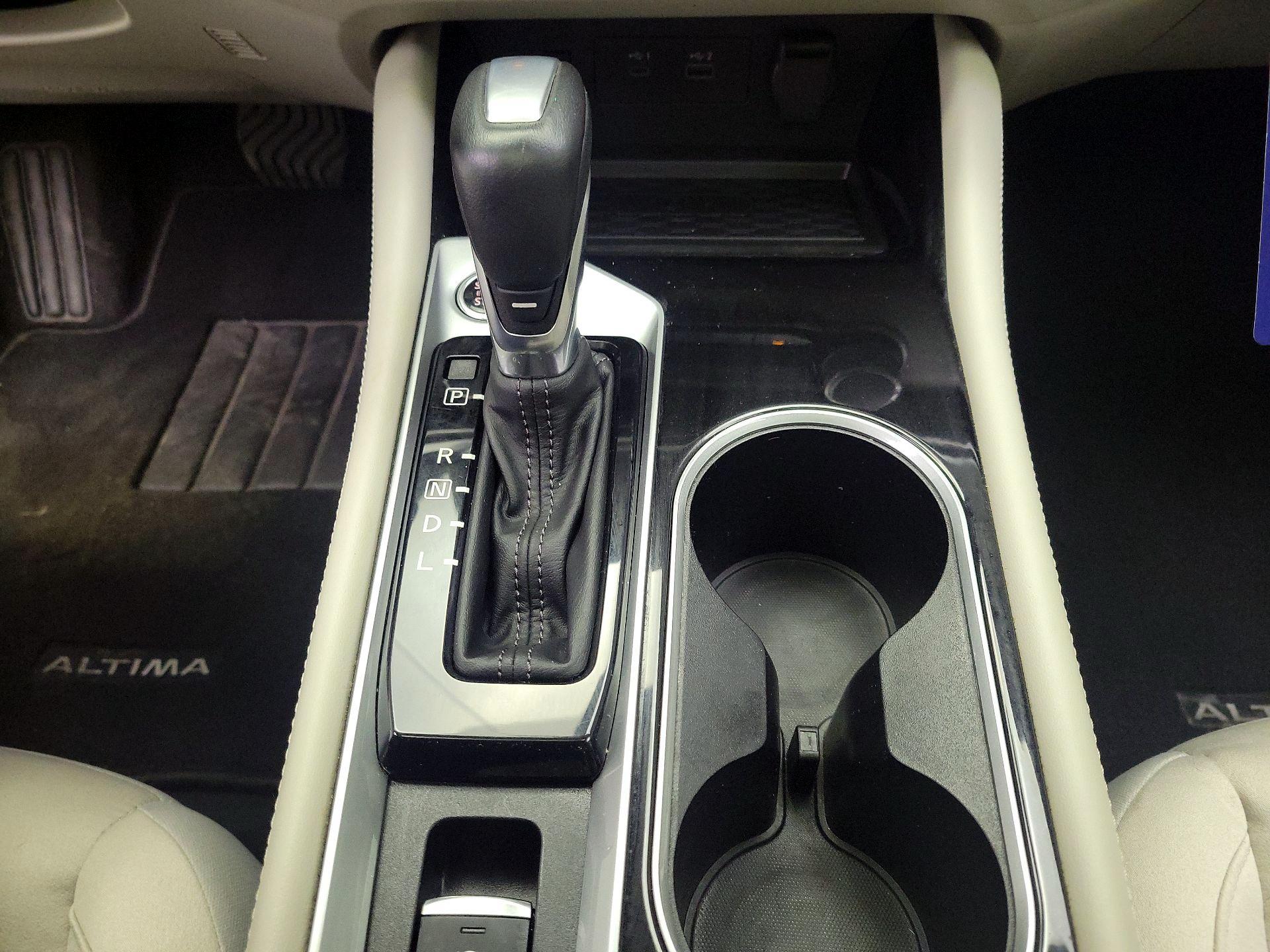 Thumbnail: 2023 Nissan Altima - 18