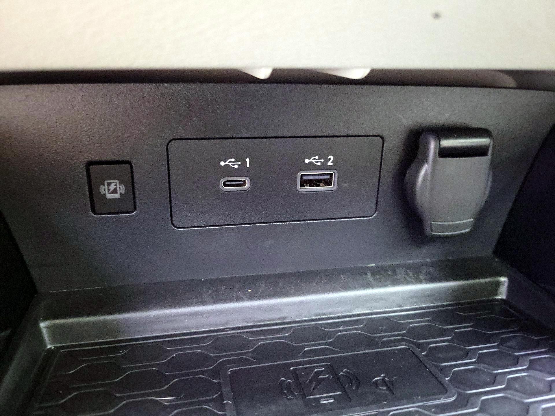 Thumbnail: 2023 Nissan Altima - 19