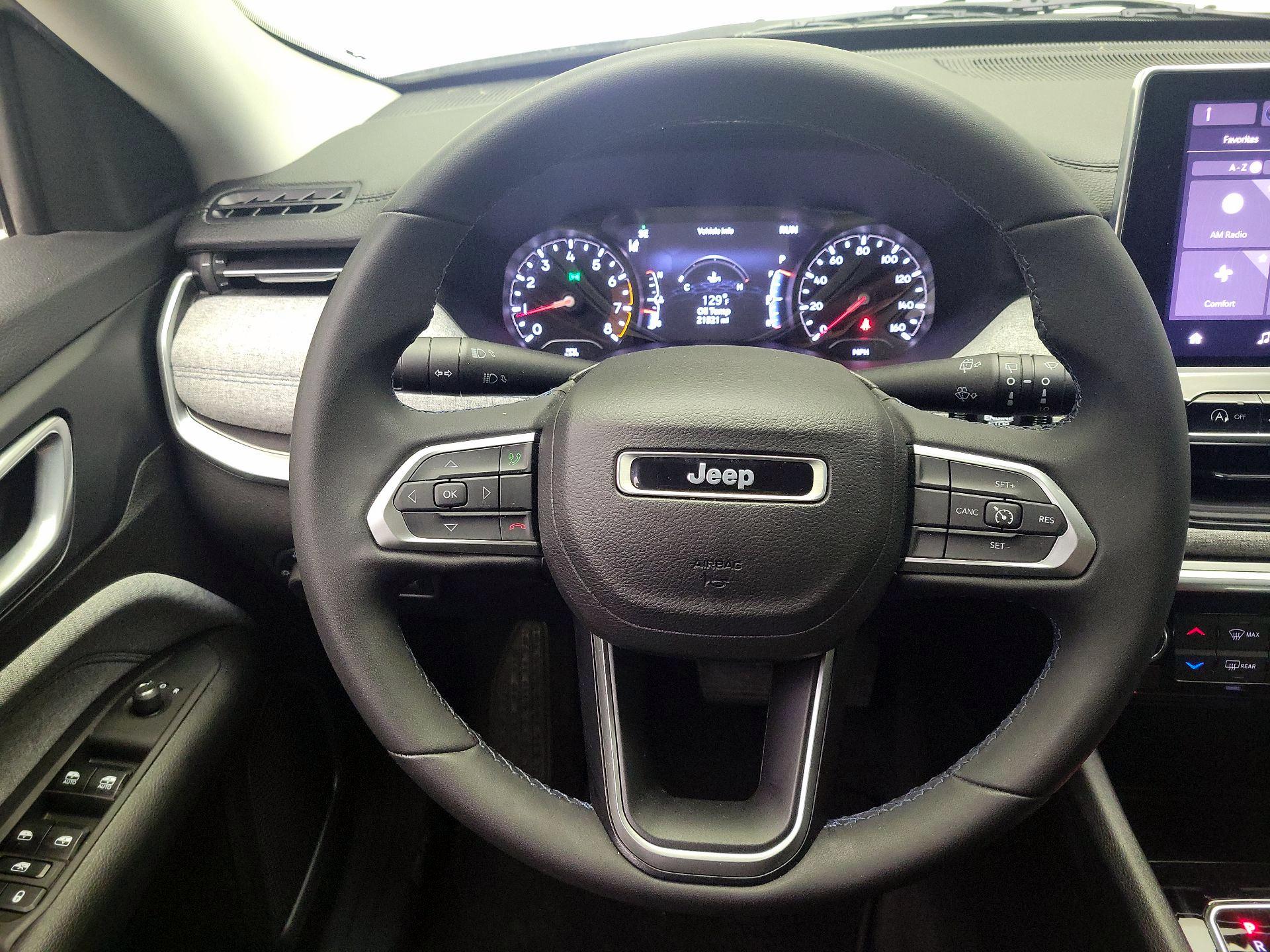 Thumbnail: 2022 Jeep Compass - 10