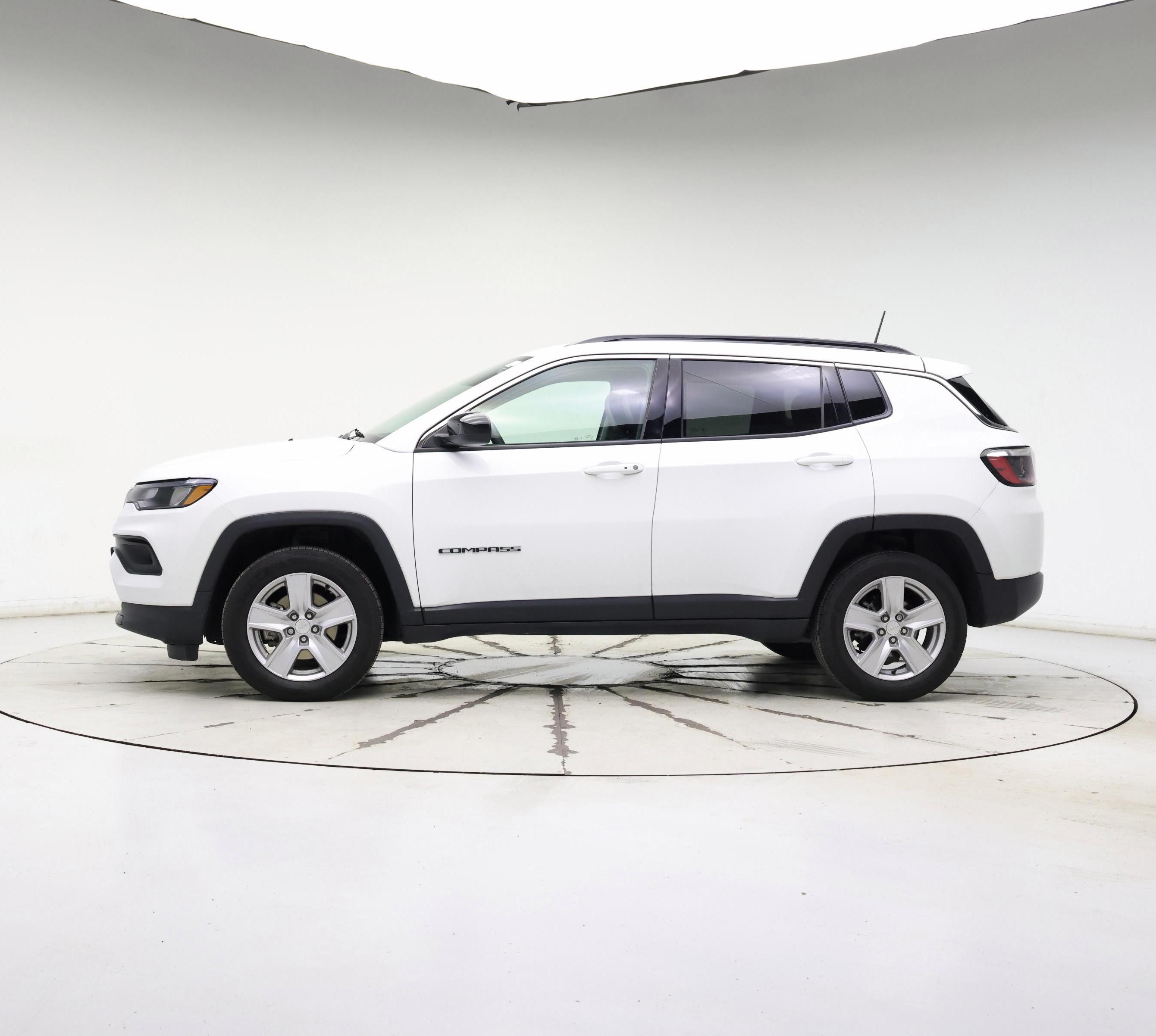 Thumbnail: 2022 Jeep Compass - 3