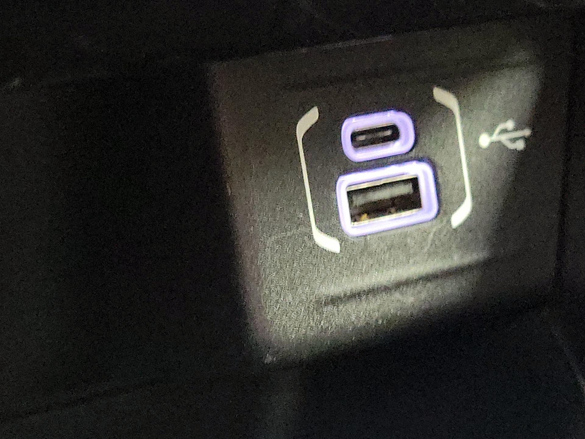 Thumbnail: 2022 Jeep Compass - 18