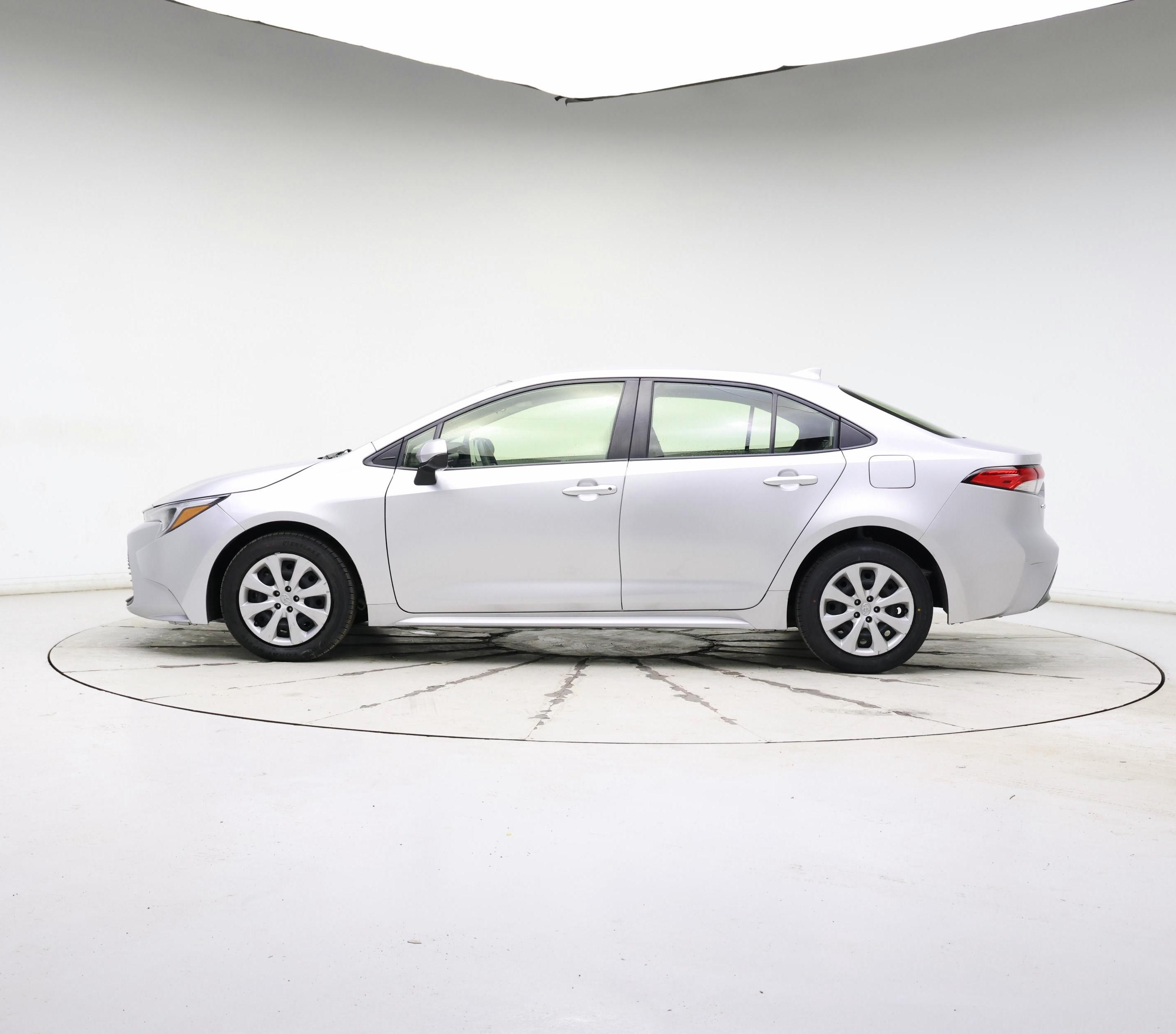 Thumbnail: 2023 Toyota Corolla - 3