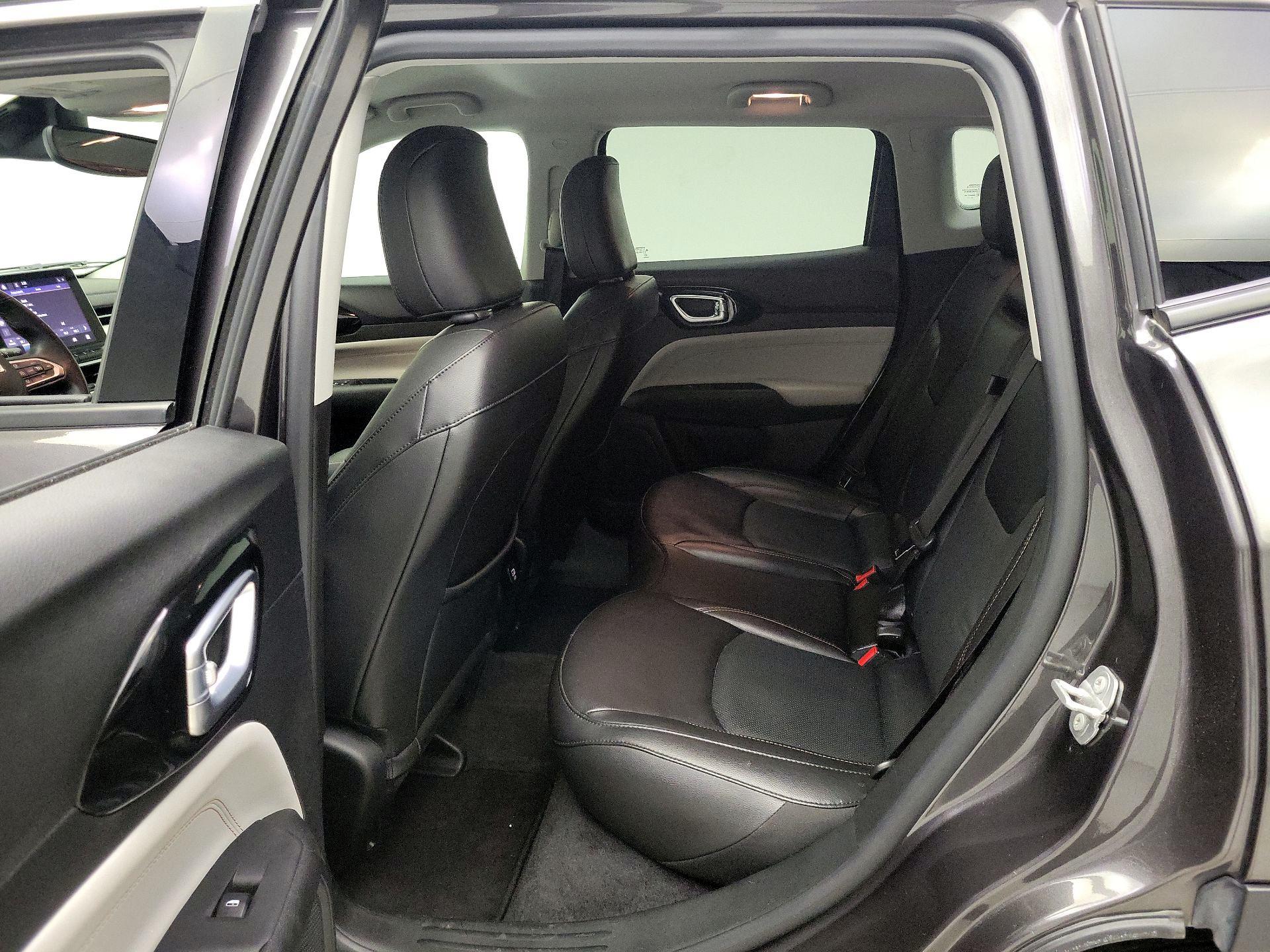 Thumbnail: 2022 Jeep Compass - 18