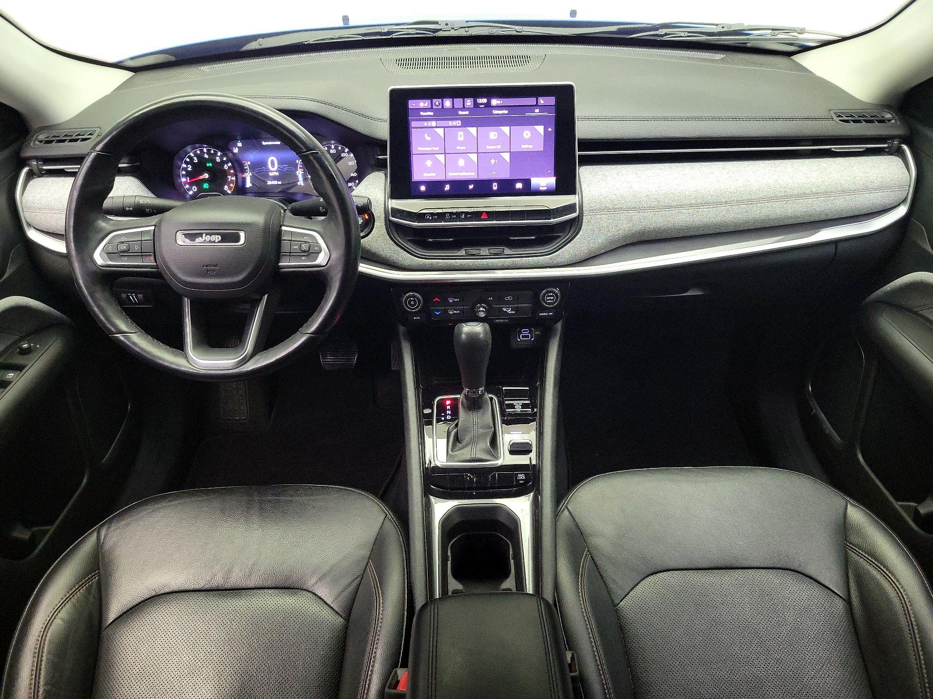 Thumbnail: 2022 Jeep Compass - 9