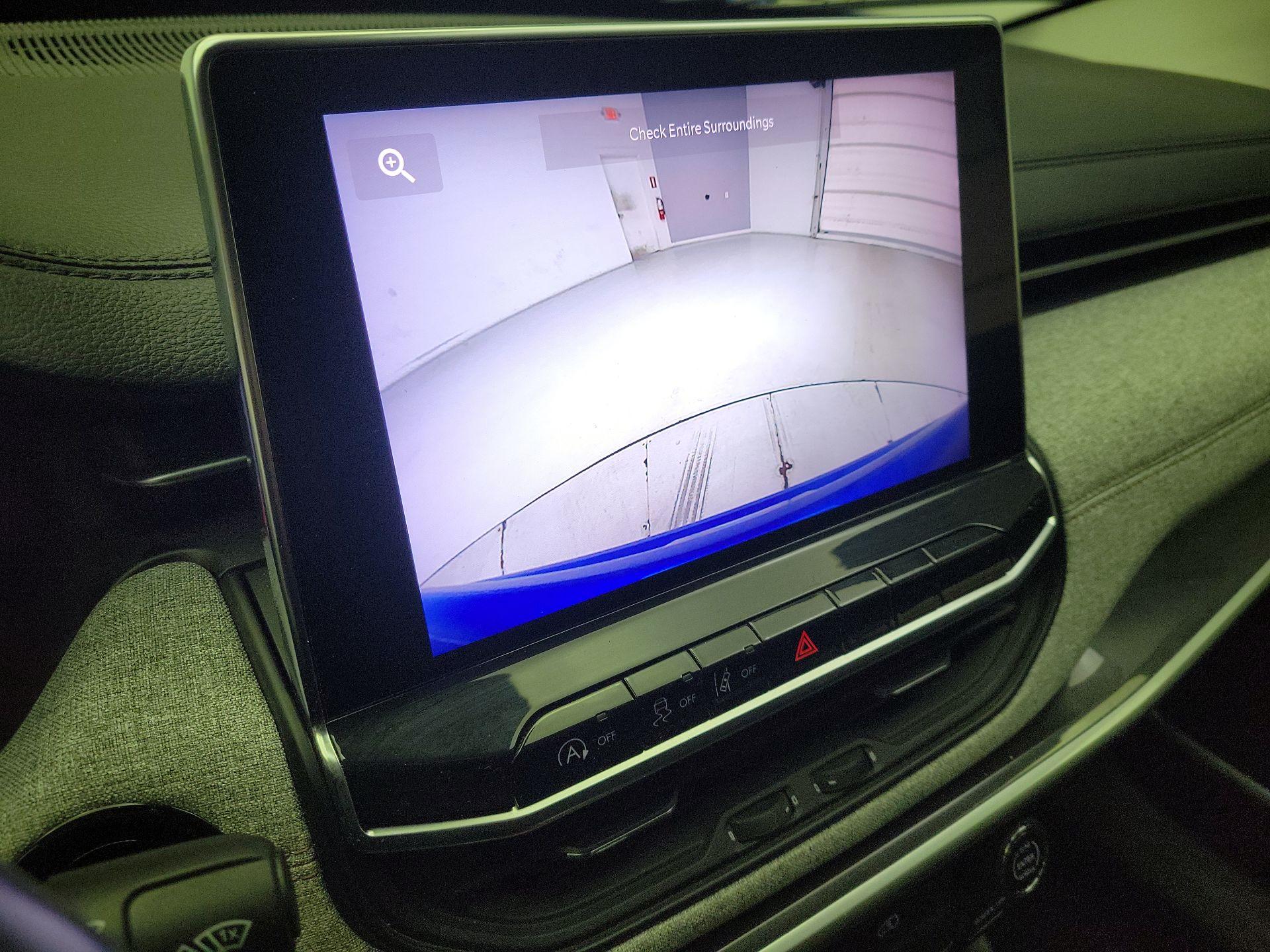 Thumbnail: 2022 Jeep Compass - 14